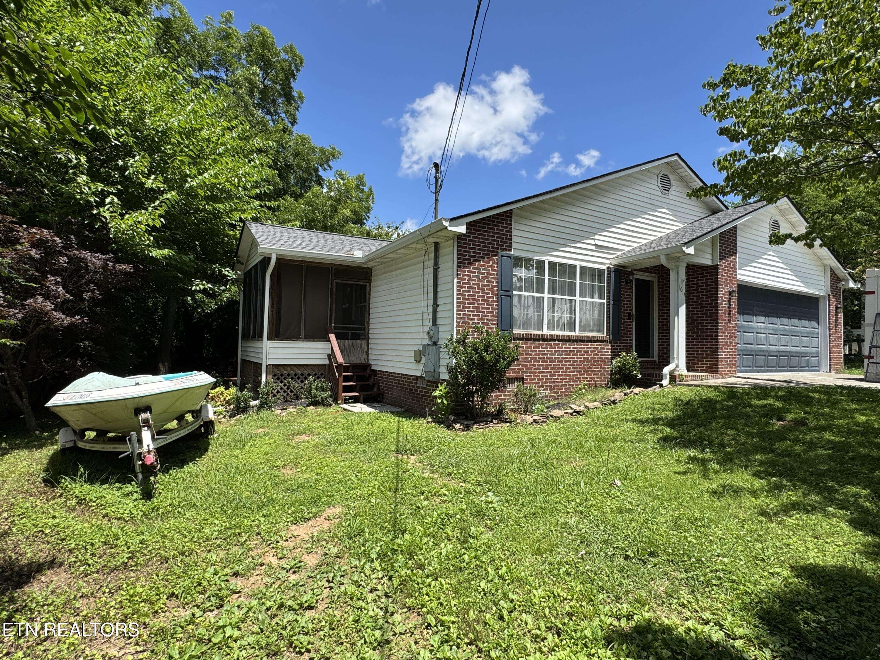 Maryville, TN 37804,1014 Everett Ave