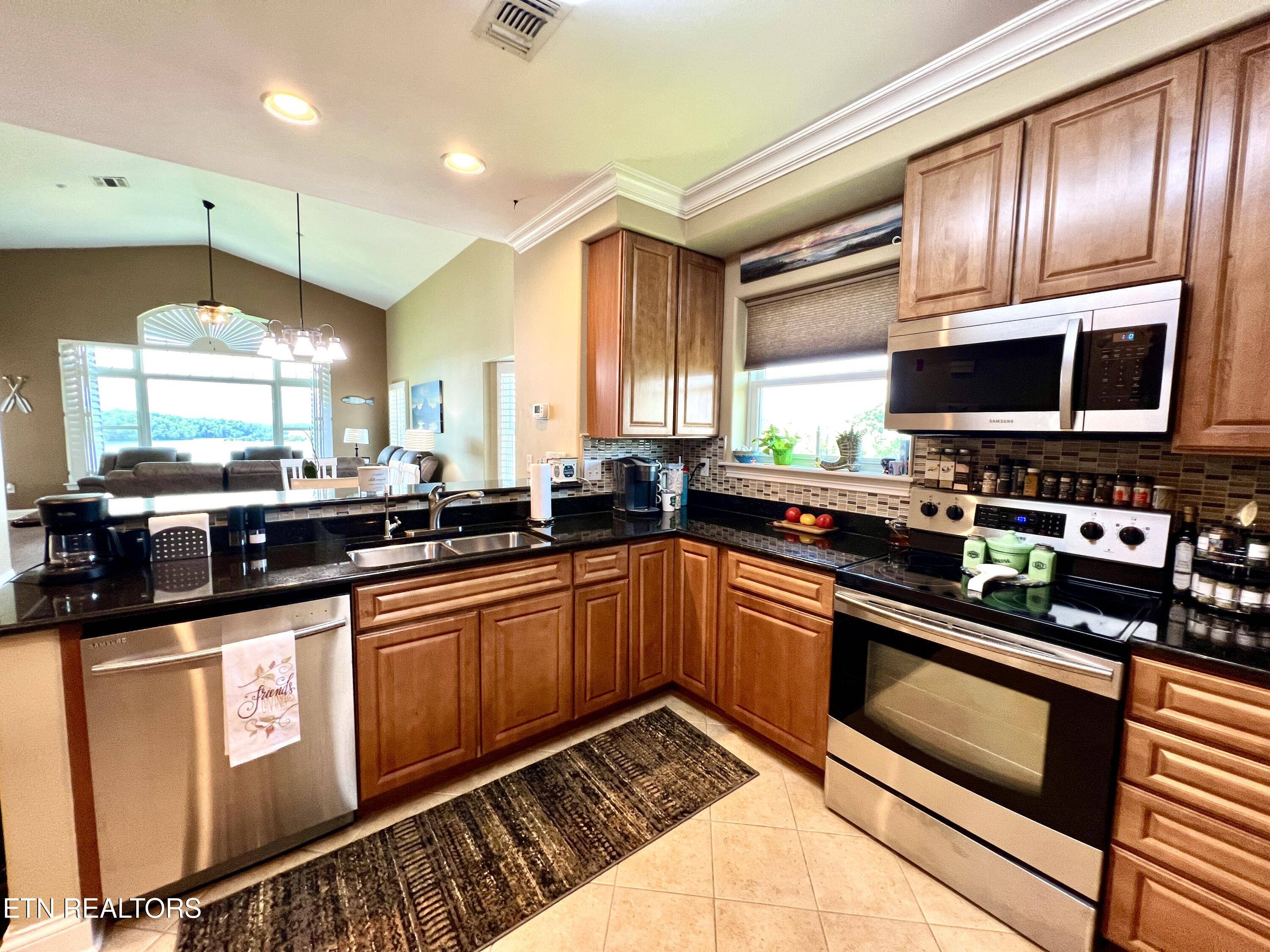 Dandridge, TN 37725,1283 Highway 139 #406C