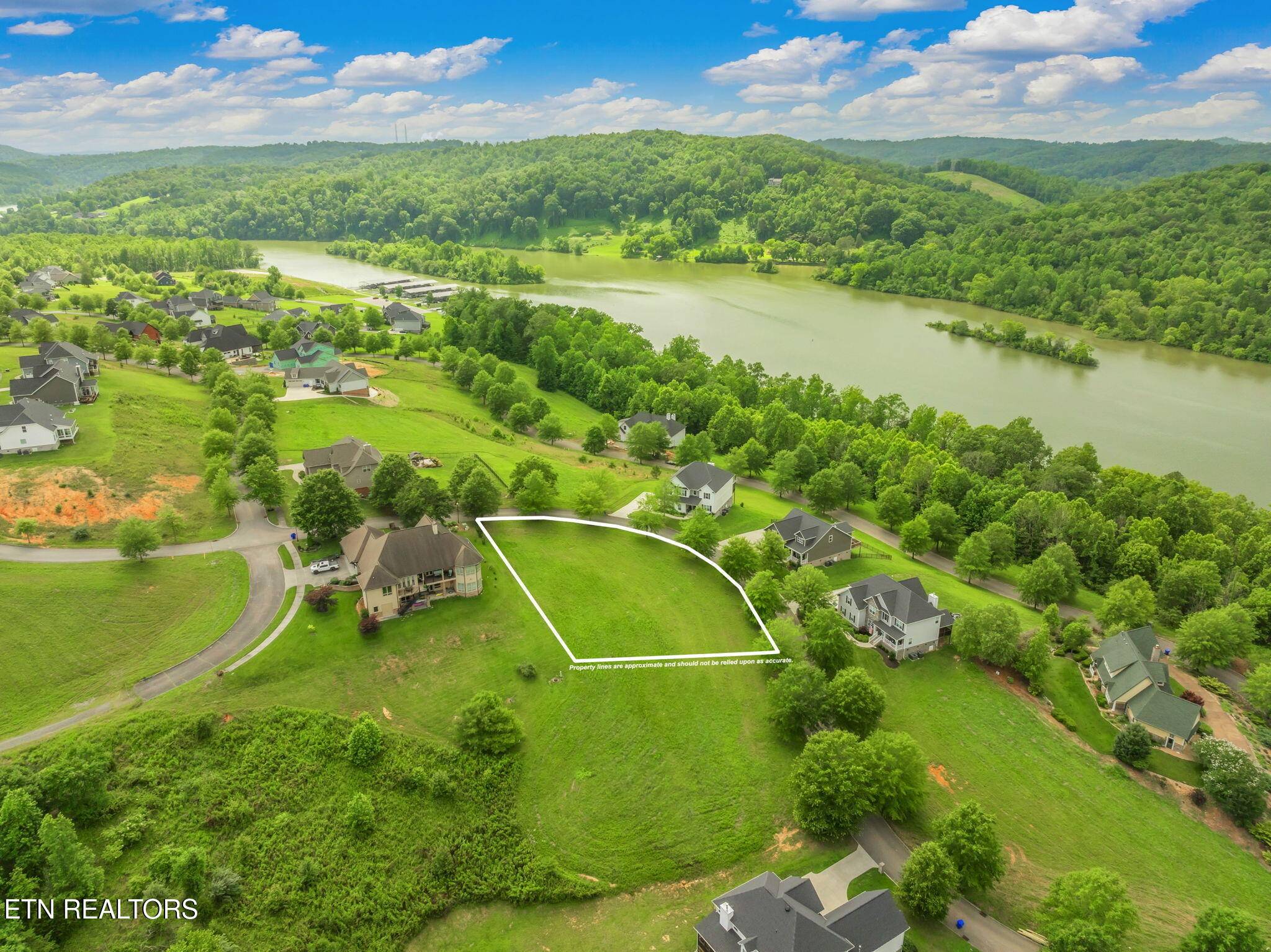 Oak Ridge, TN 37830,134 Pineberry East Rd