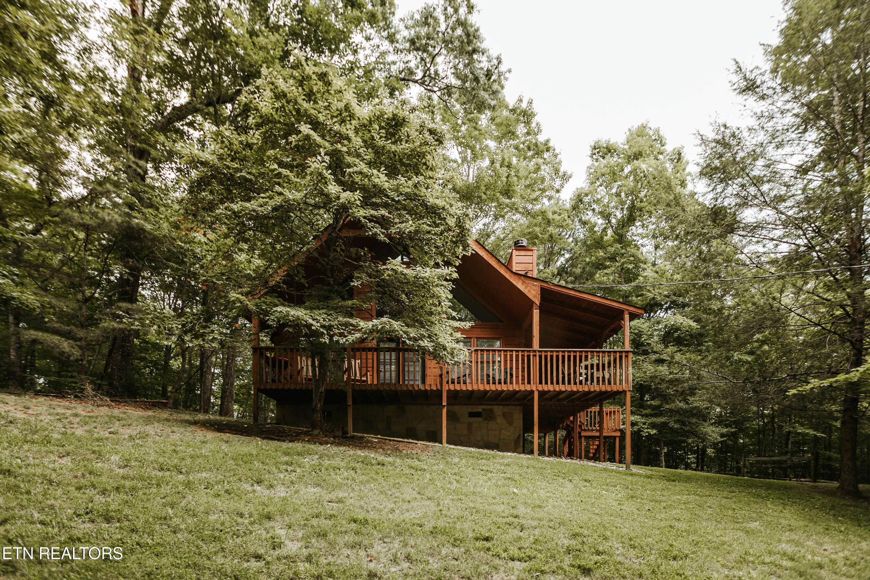 Sevierville, TN 37876,3653 Country Pines WAY