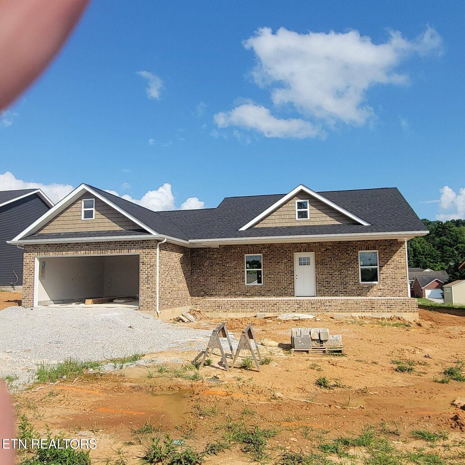 Clinton, TN 37716,218 Mossy Rock Rd