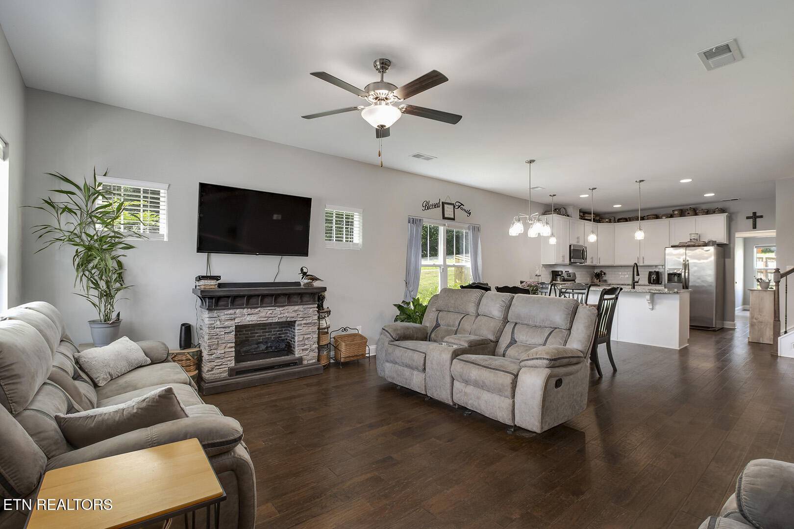 Knoxville, TN 37932,11944 Cordial LN