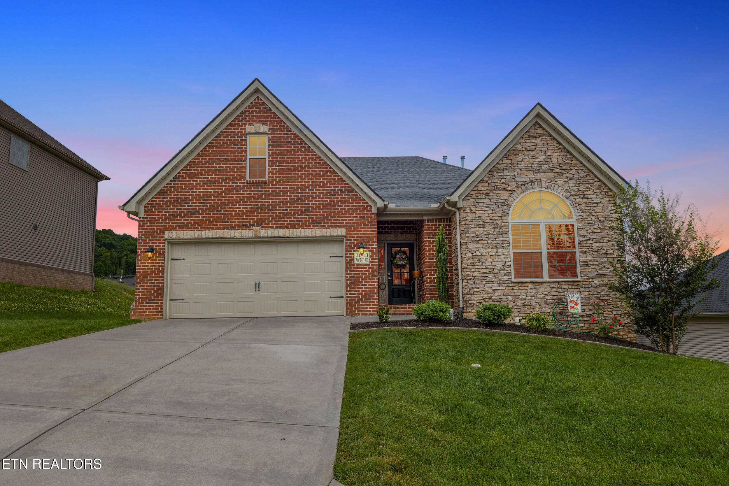 Knoxville, TN 37922,2043 Wooded Mountain LN