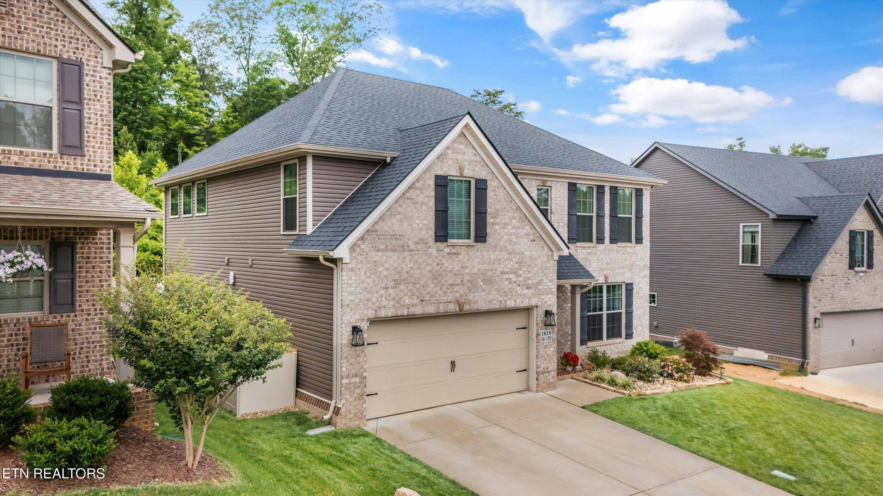 Knoxville, TN 37922,1618 Ridge Climber Rd
