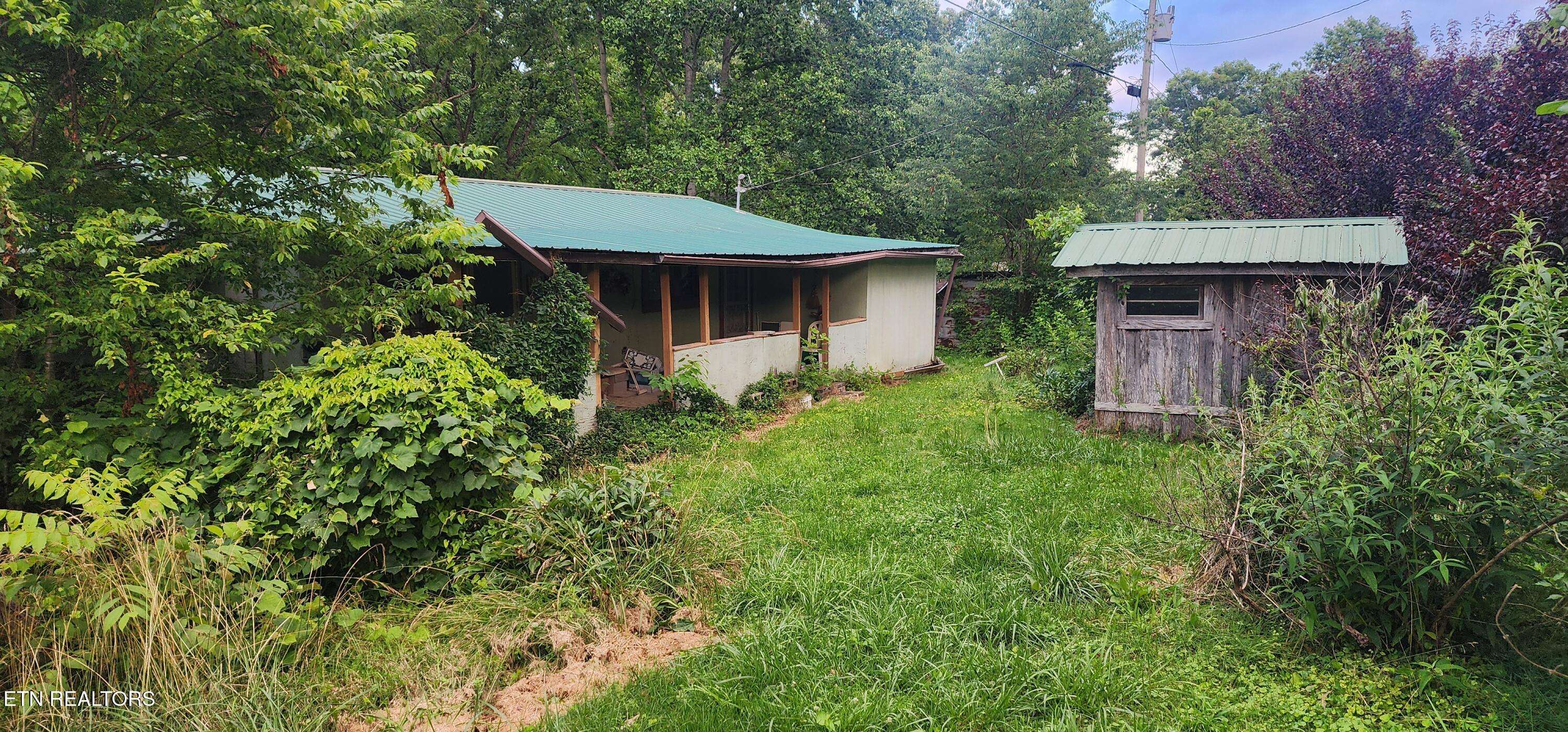 Robbins, TN 37852,229 Obis Bowling Rd