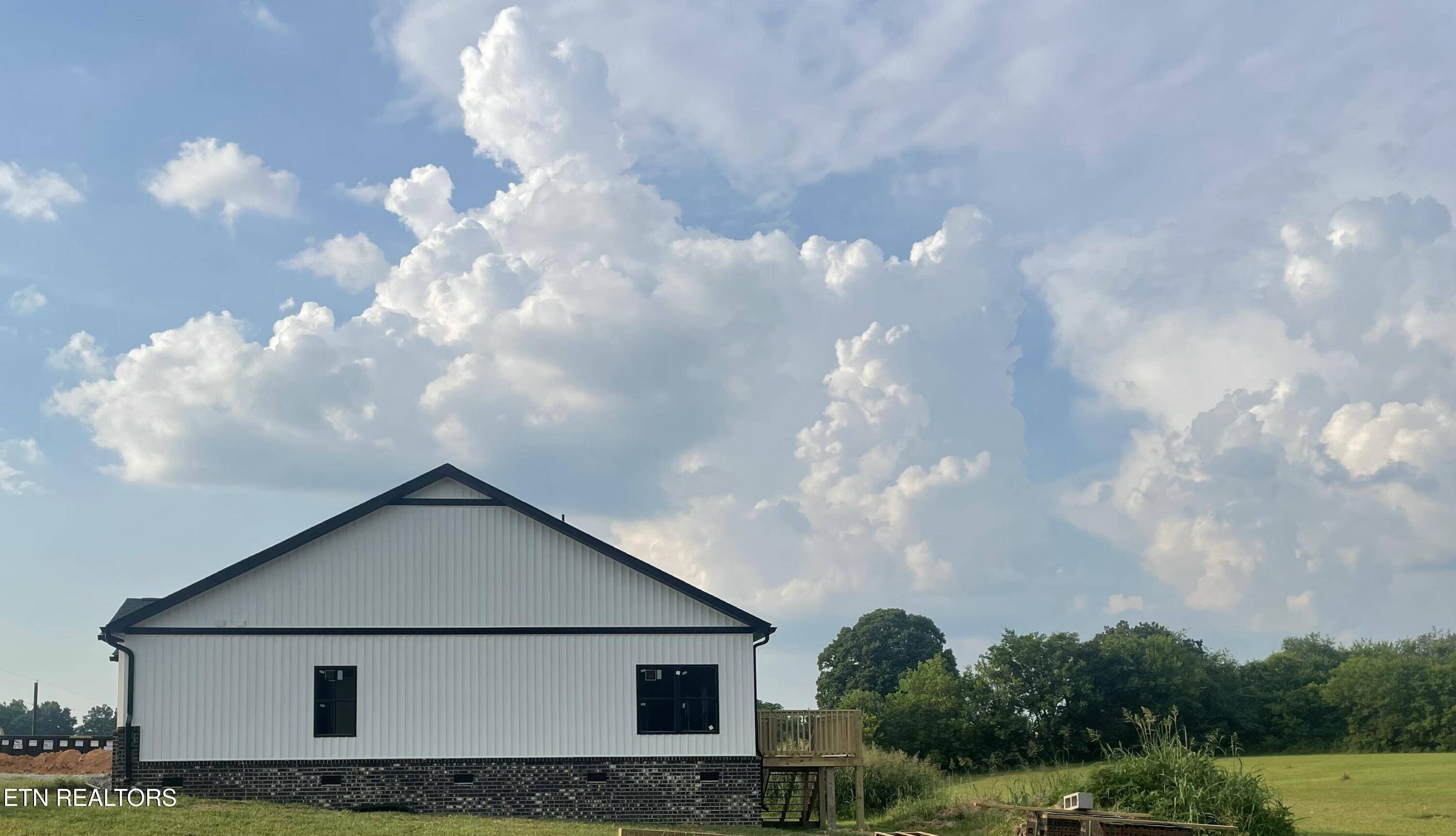 Loudon, TN 37774,5817 Caldwell Rd
