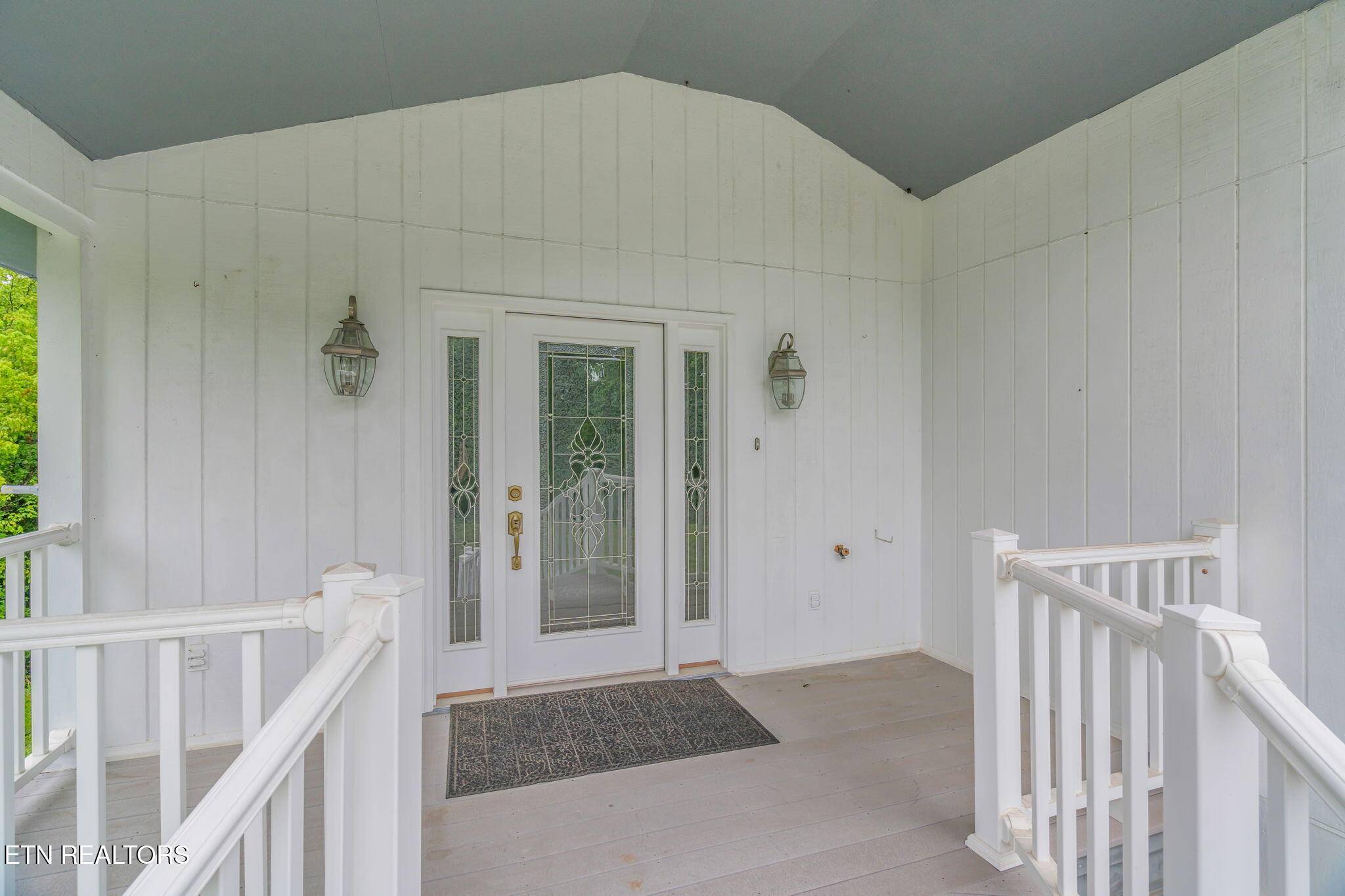 Seymour, TN 37865,363 Staghorn LN