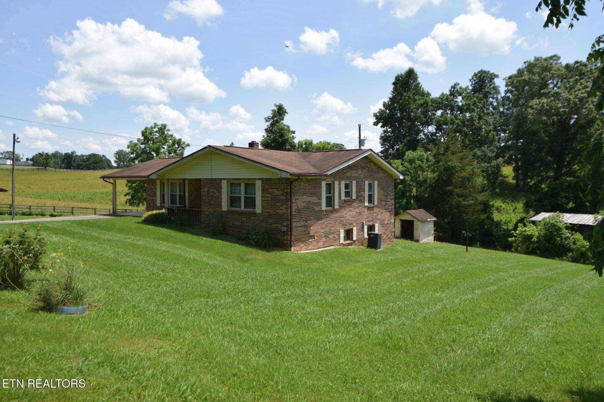 New Tazewell, TN 37825,1239 Watson Chapel Rd