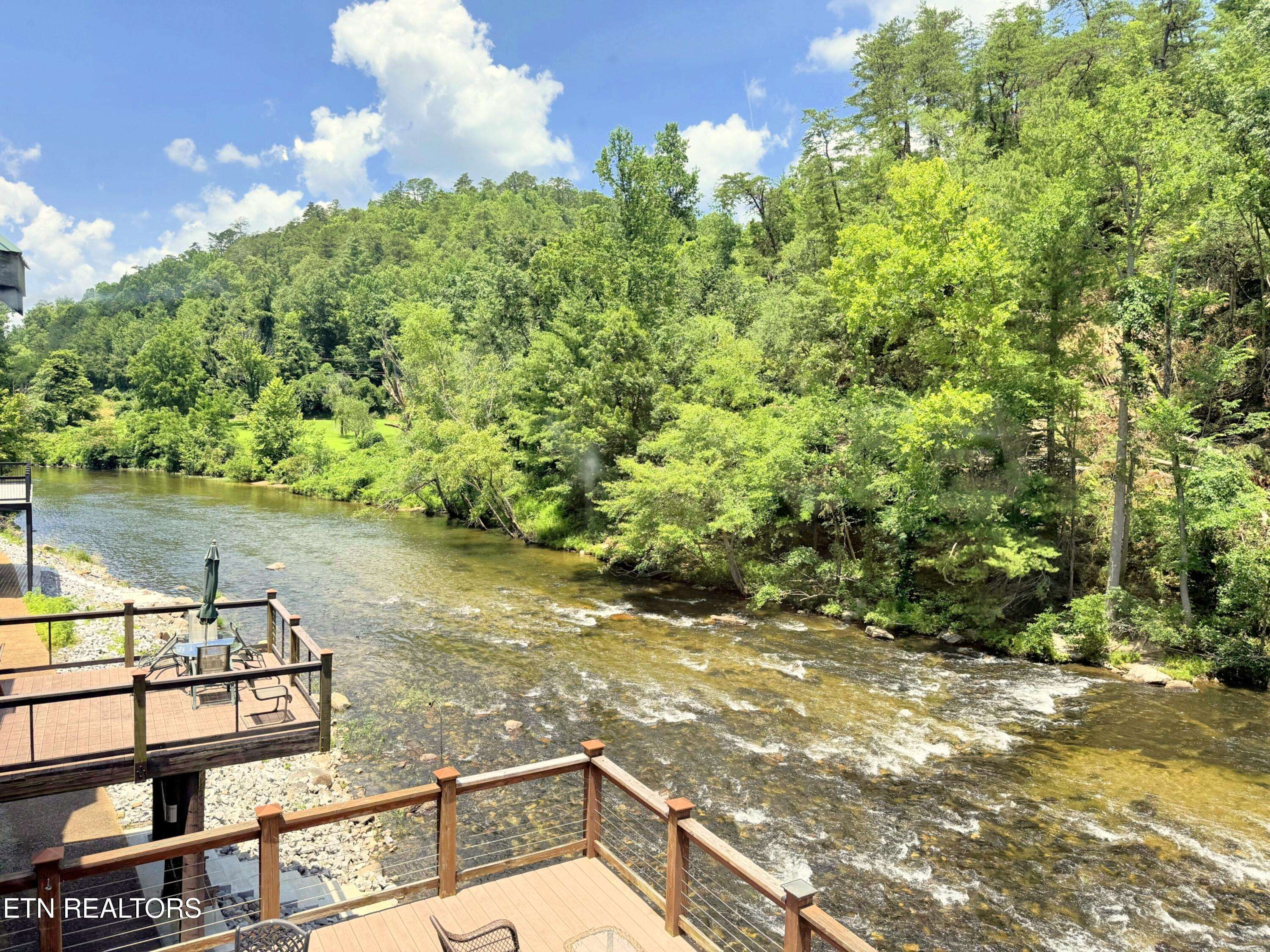 Tellico Plains, TN 37385,1659 Cherohala Skyway
