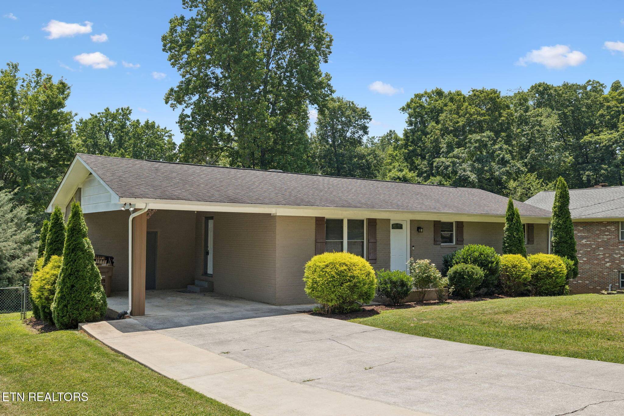 Knoxville, TN 37921,5112 Cumberland Wood DR