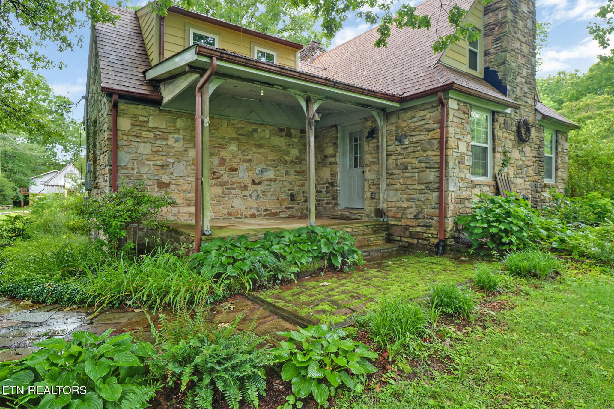 Crossville, TN 38555,642 Pigeon Ridge Rd