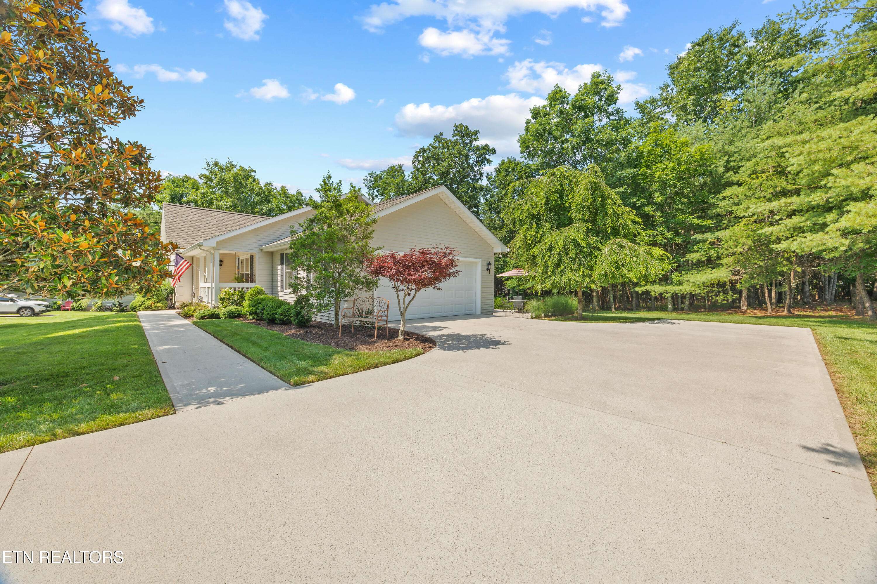 Crossville, TN 38558,43 Roundstone TER