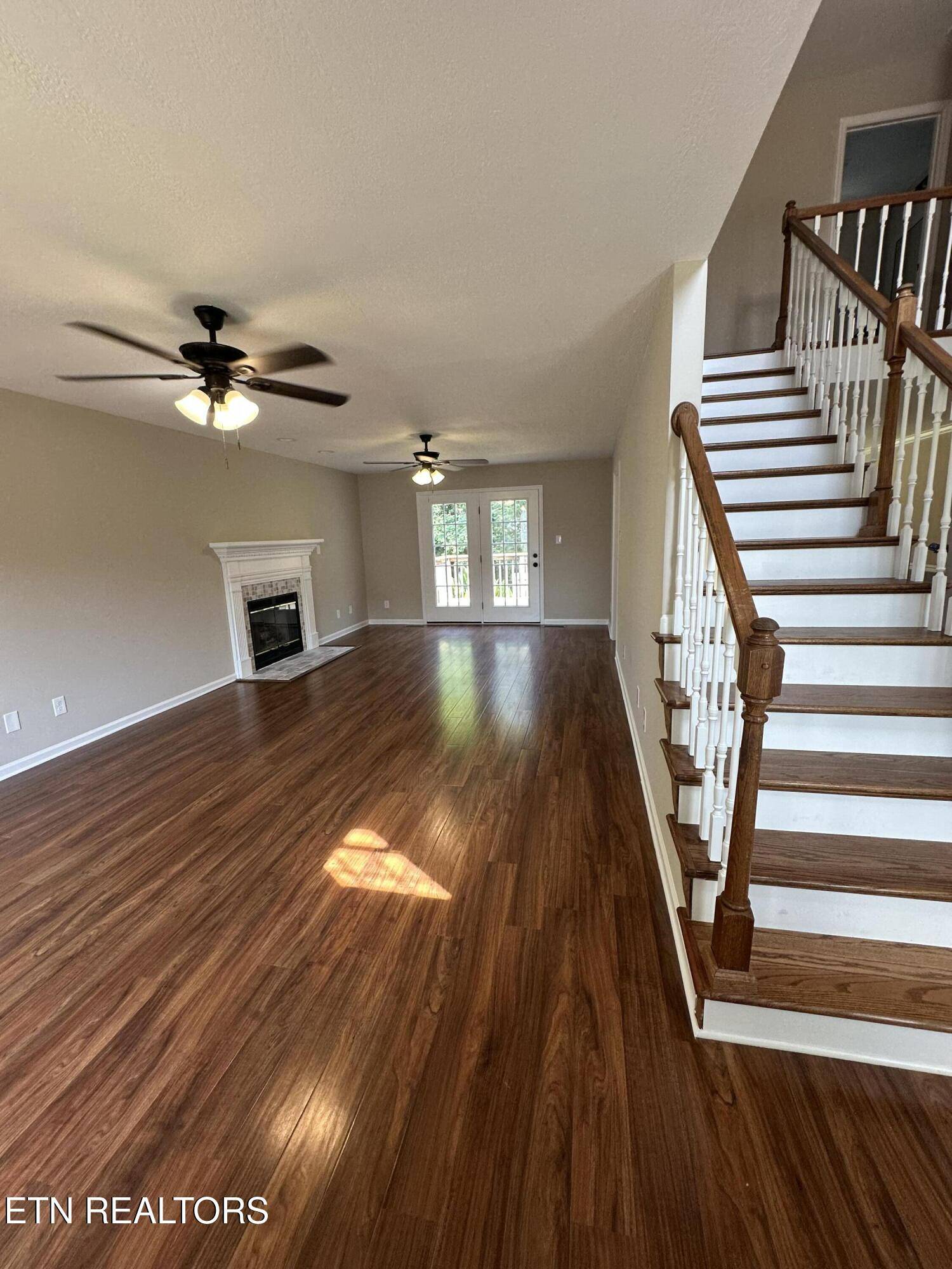 Knoxville, TN 37918,904 Whitesburg DR