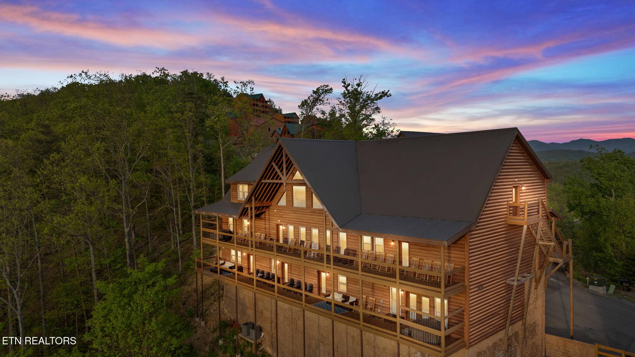 Pigeon Forge, TN 37863,4130 Sherwood Heights WAY