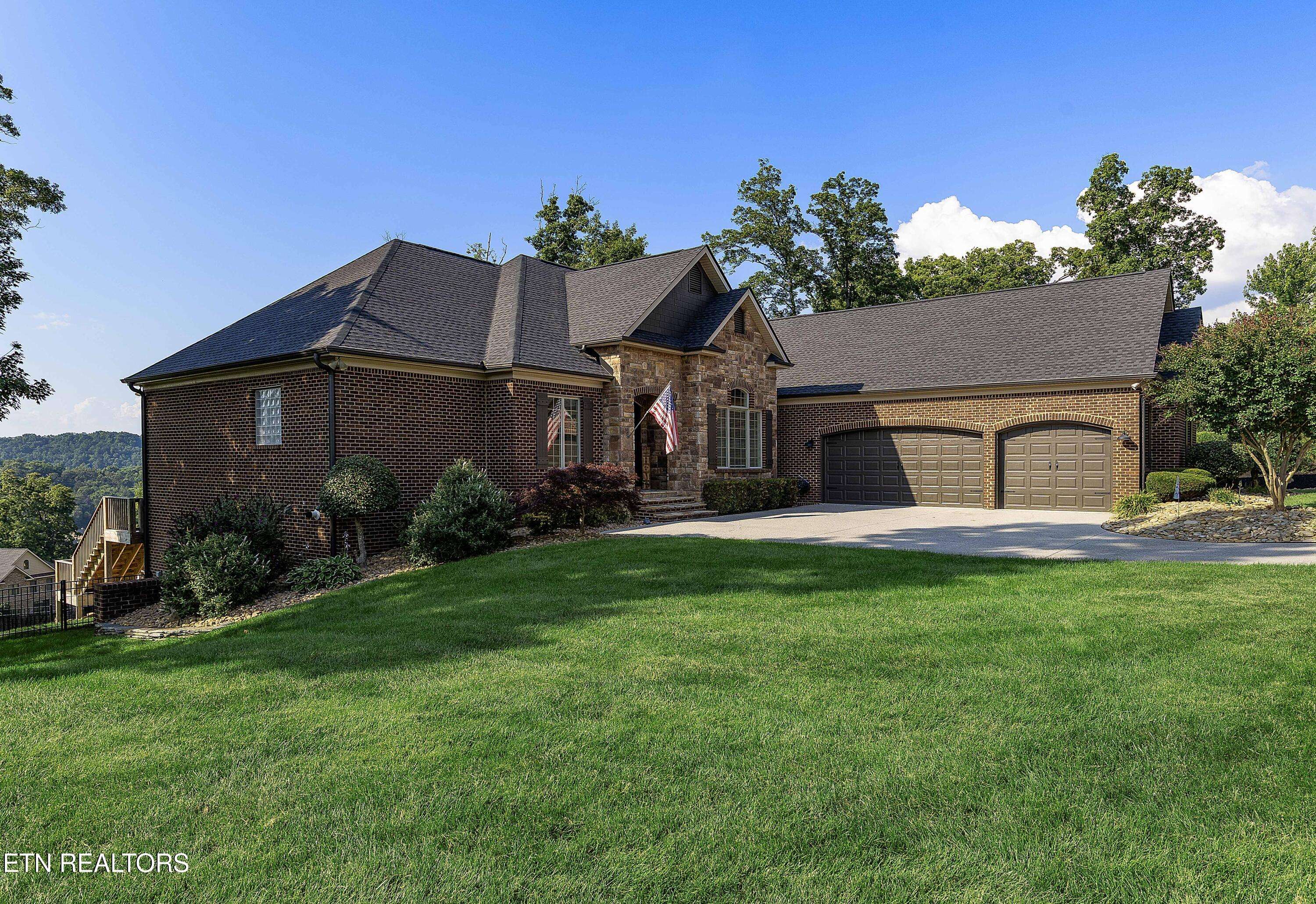 Lenoir City, TN 37772,230 Windswept DR