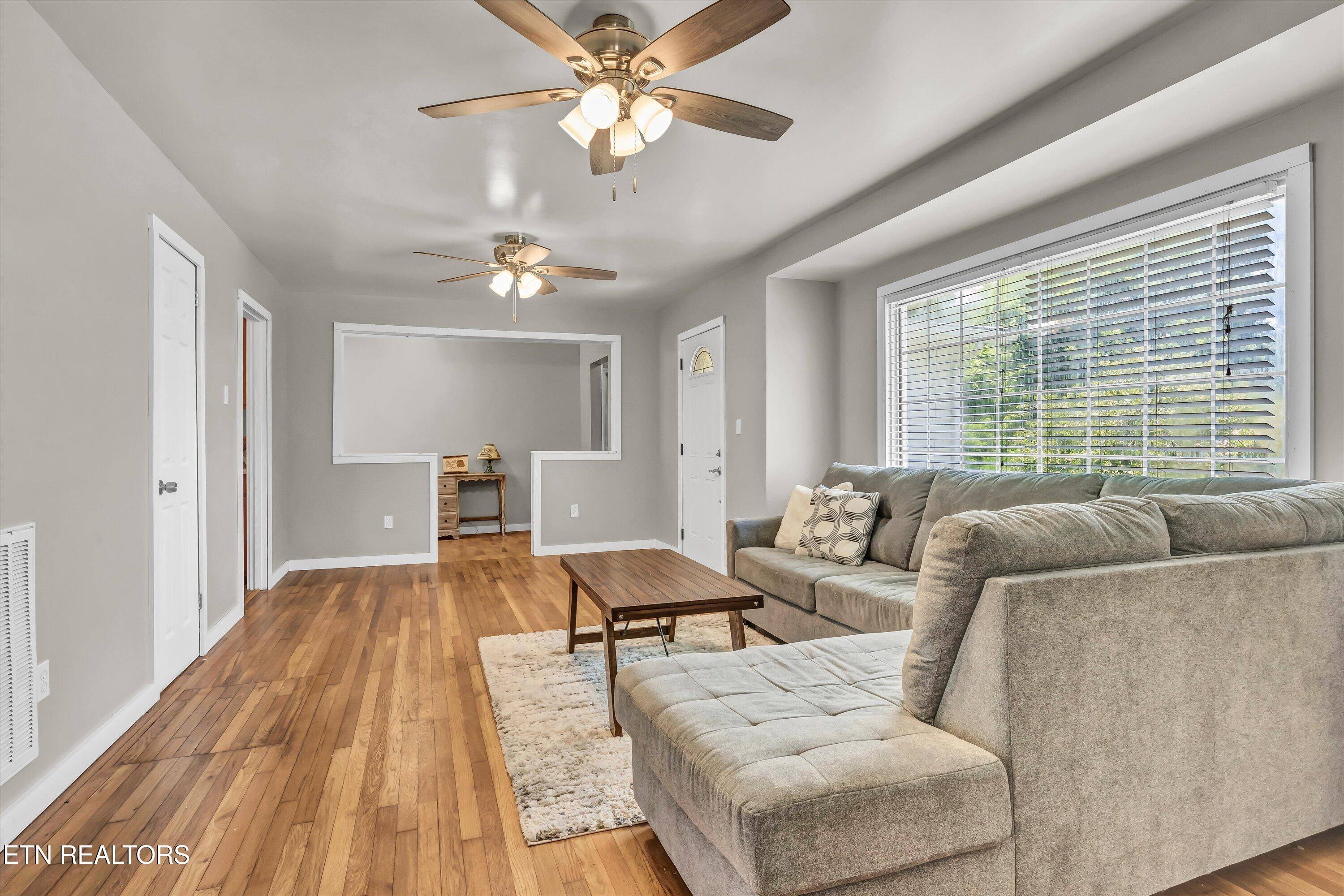 Greenback, TN 37742,921 Niles Ferry Rd