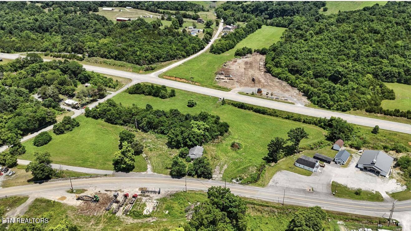 Tazewell, TN 37879,307 OLD KENTUCKY Rd