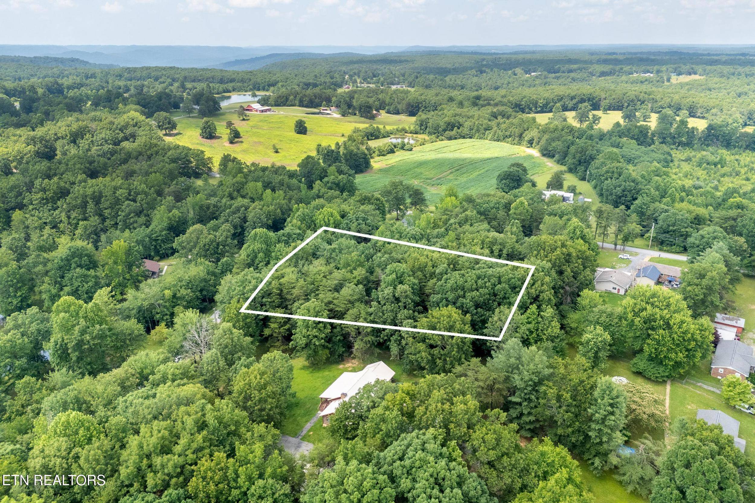 Sparta, TN 38583,1.93 AC Ash Bury DR
