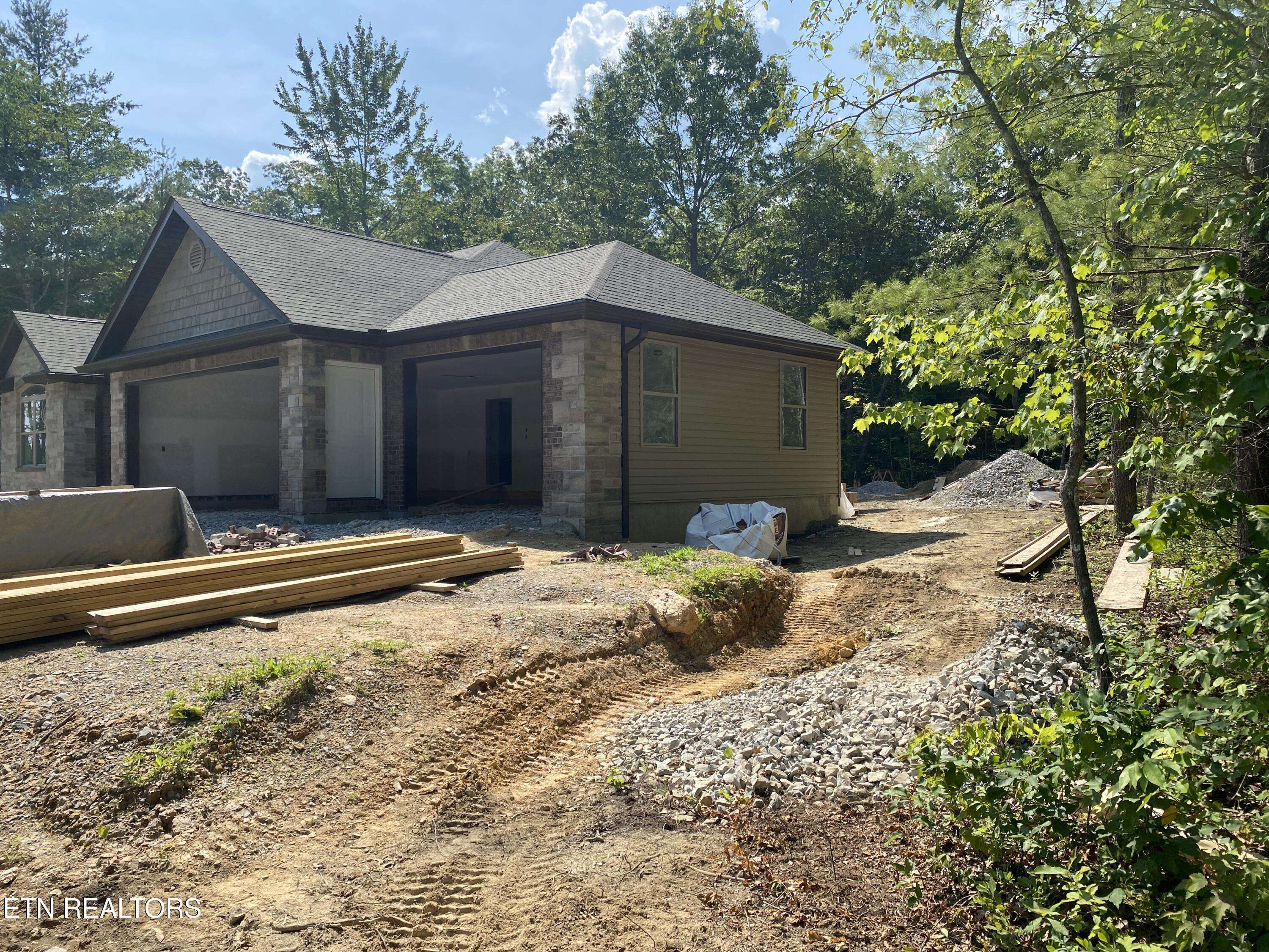 Fairfield Glade, TN 38558,140 Windsor Rd
