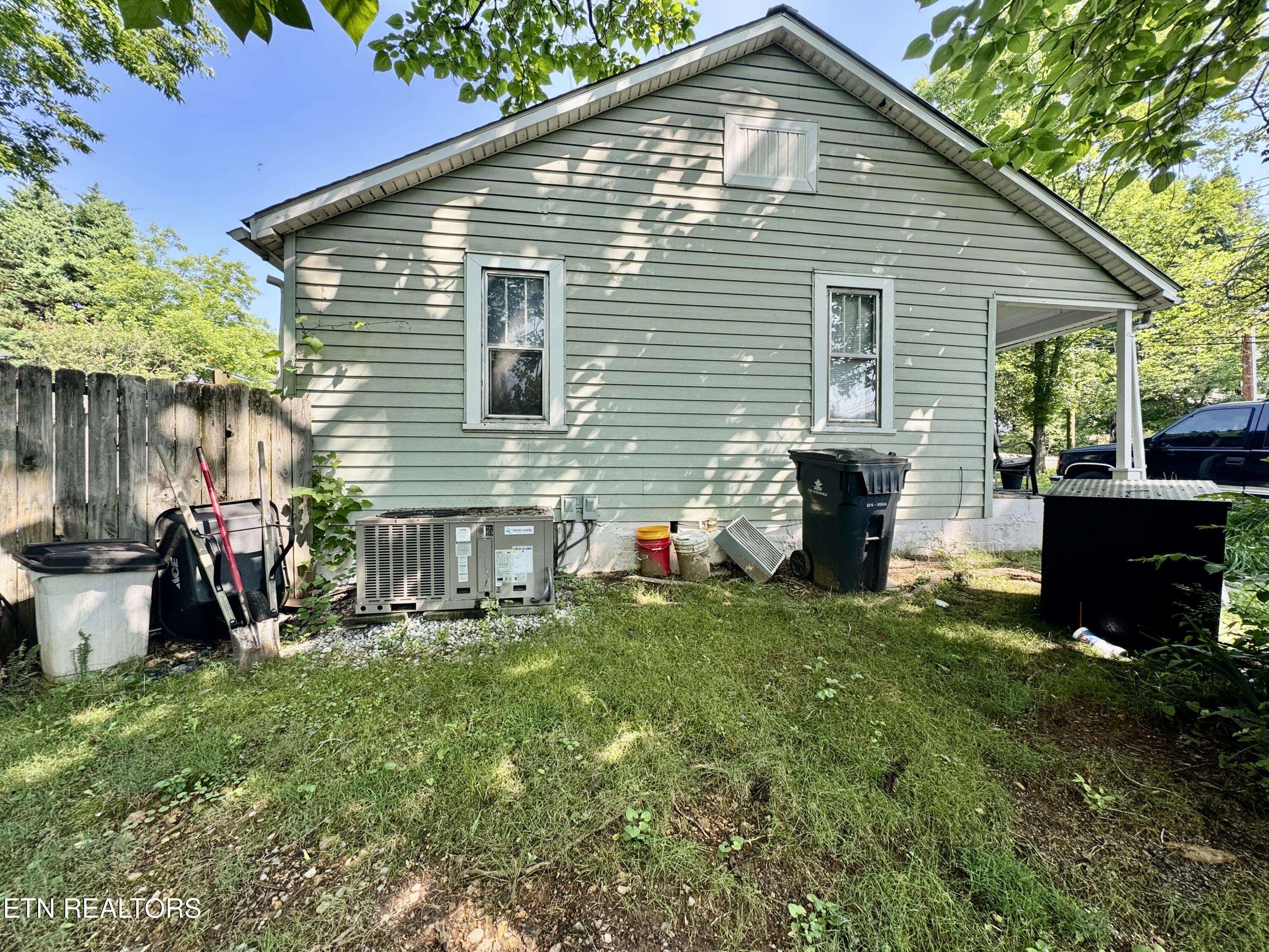 Knoxville, TN 37912,4207 Coster Rd