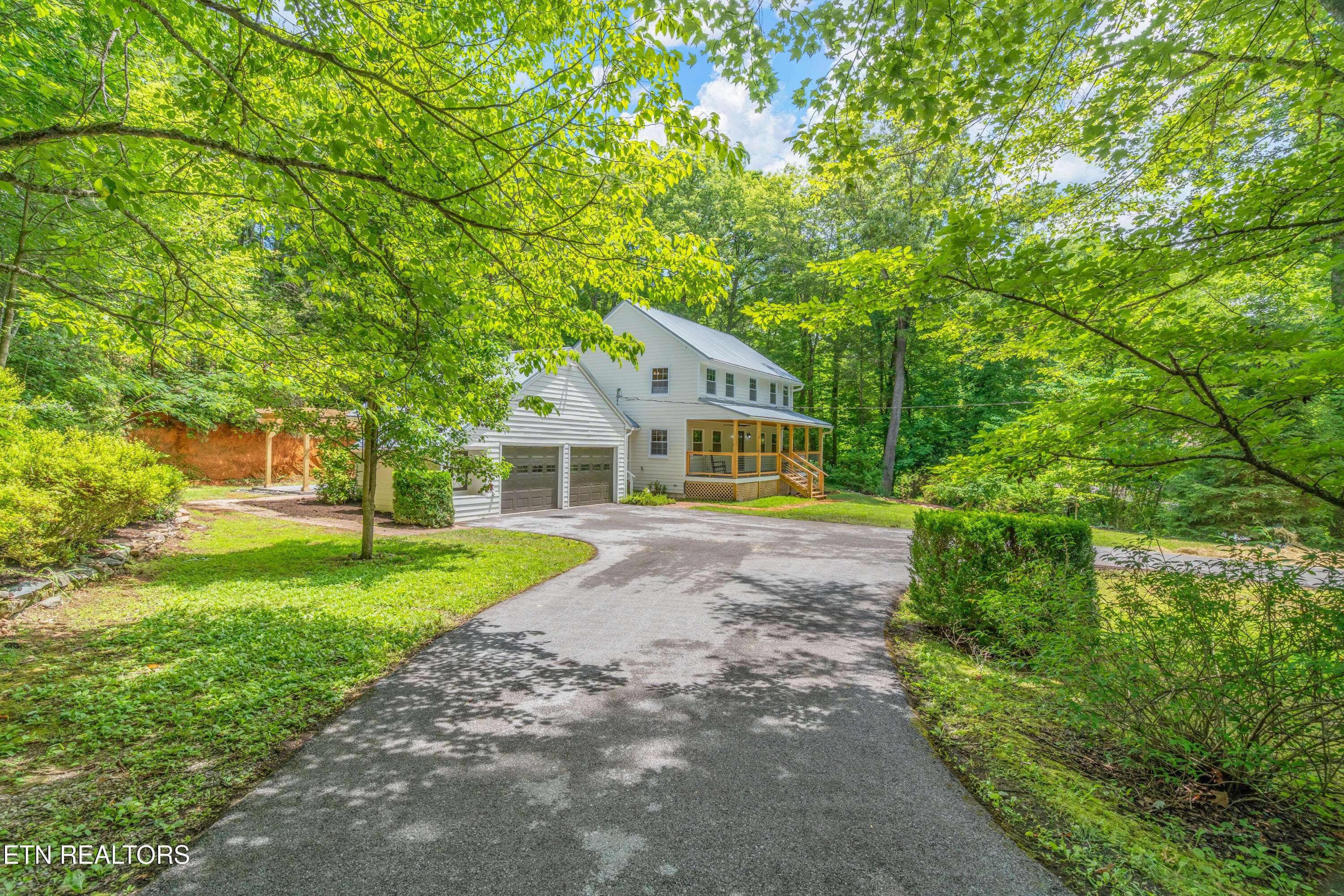 Gatlinburg, TN 37738,706 Skyline DR