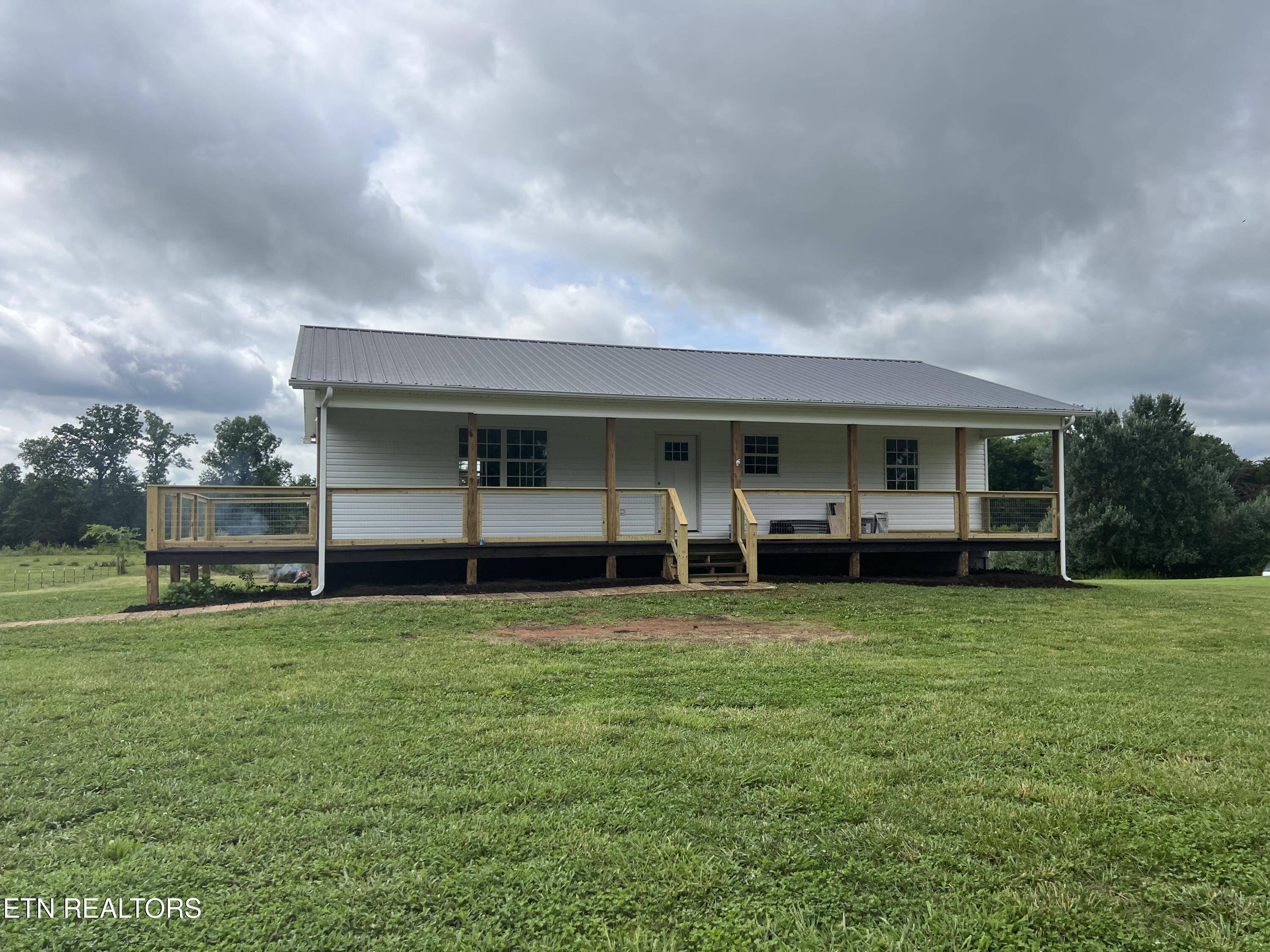 Madisonville, TN 37354,176 Pleasant DR