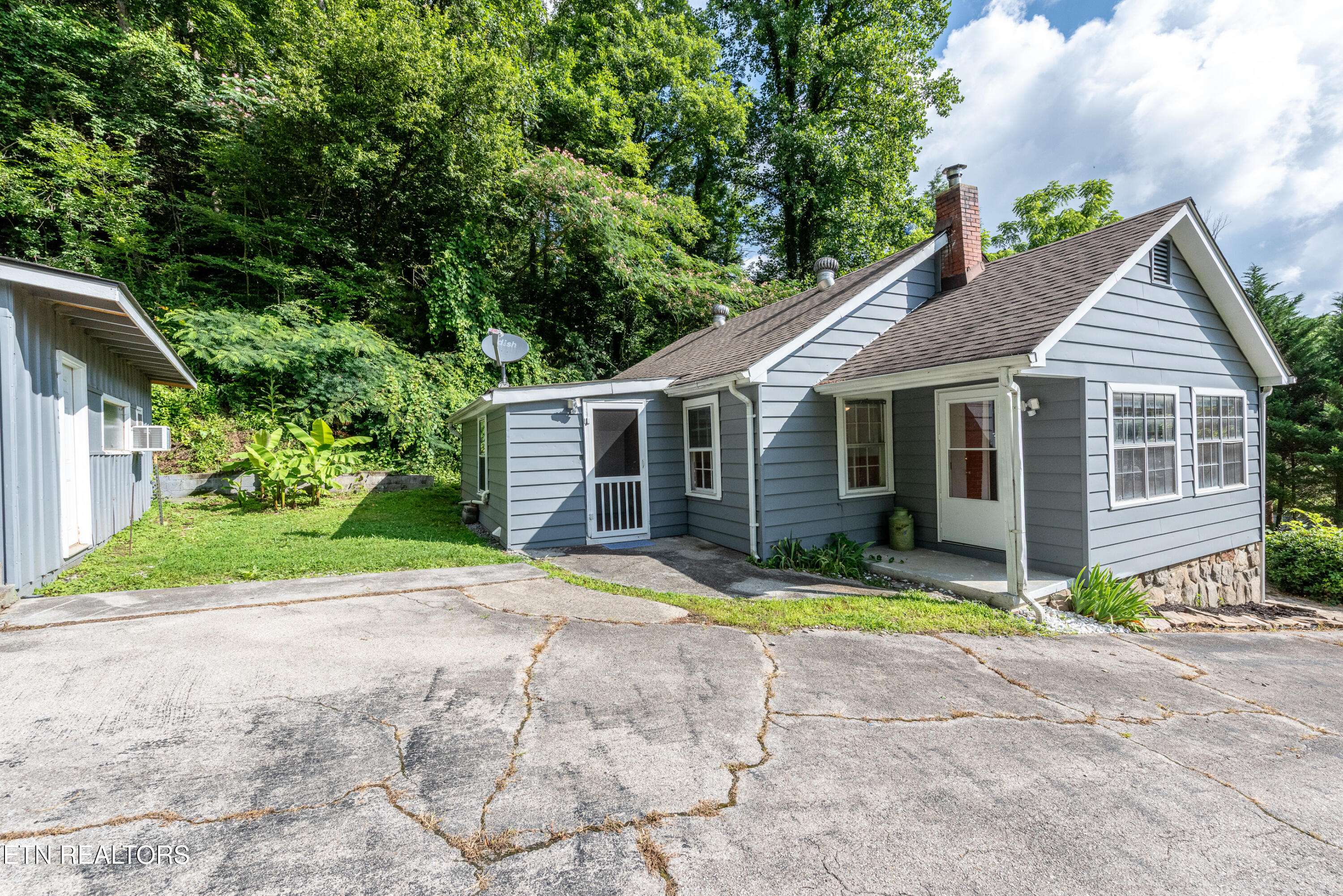 Townsend, TN 37882,7026 Old Tuckaleechee Rd