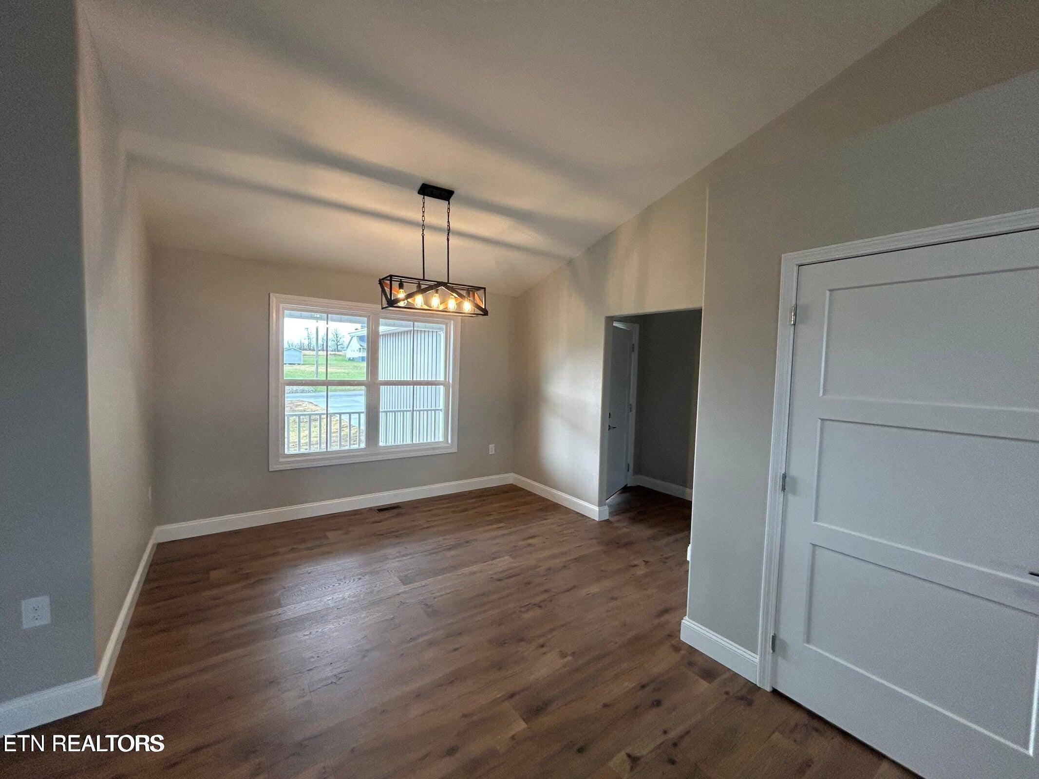 Crossville, TN 38571,906 Colby CIR