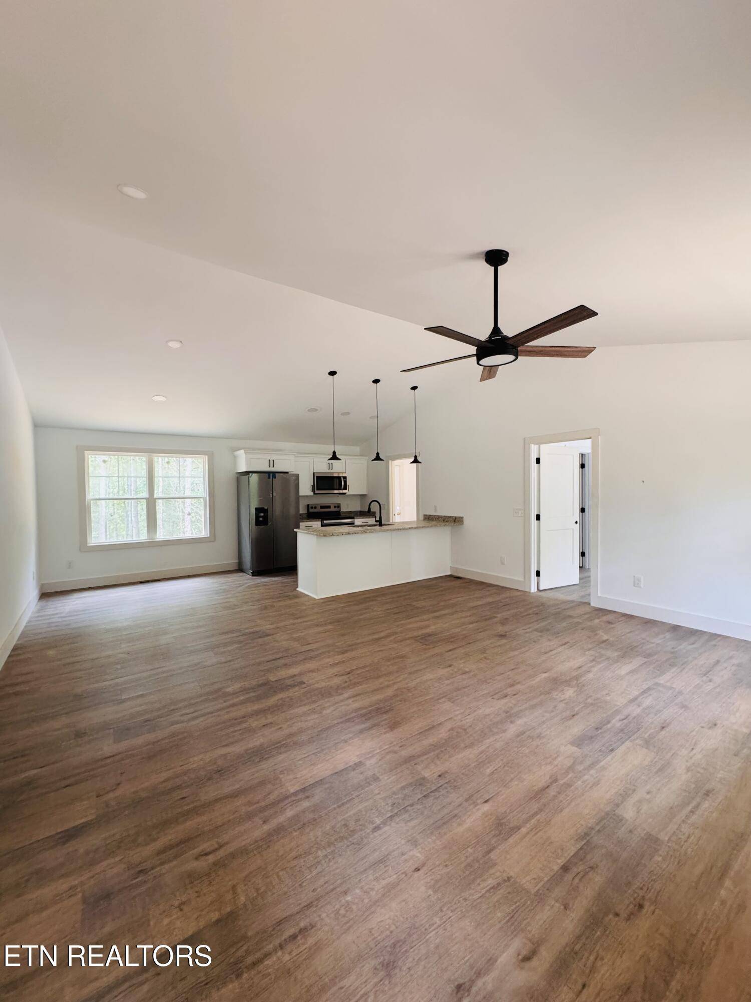 Sparta, TN 38583,307 Hickory LN