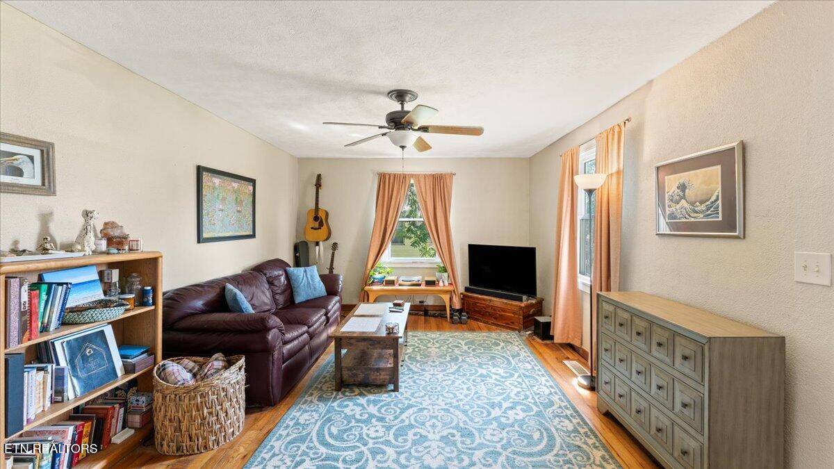 Maryville, TN 37804,1714 Madison Ave