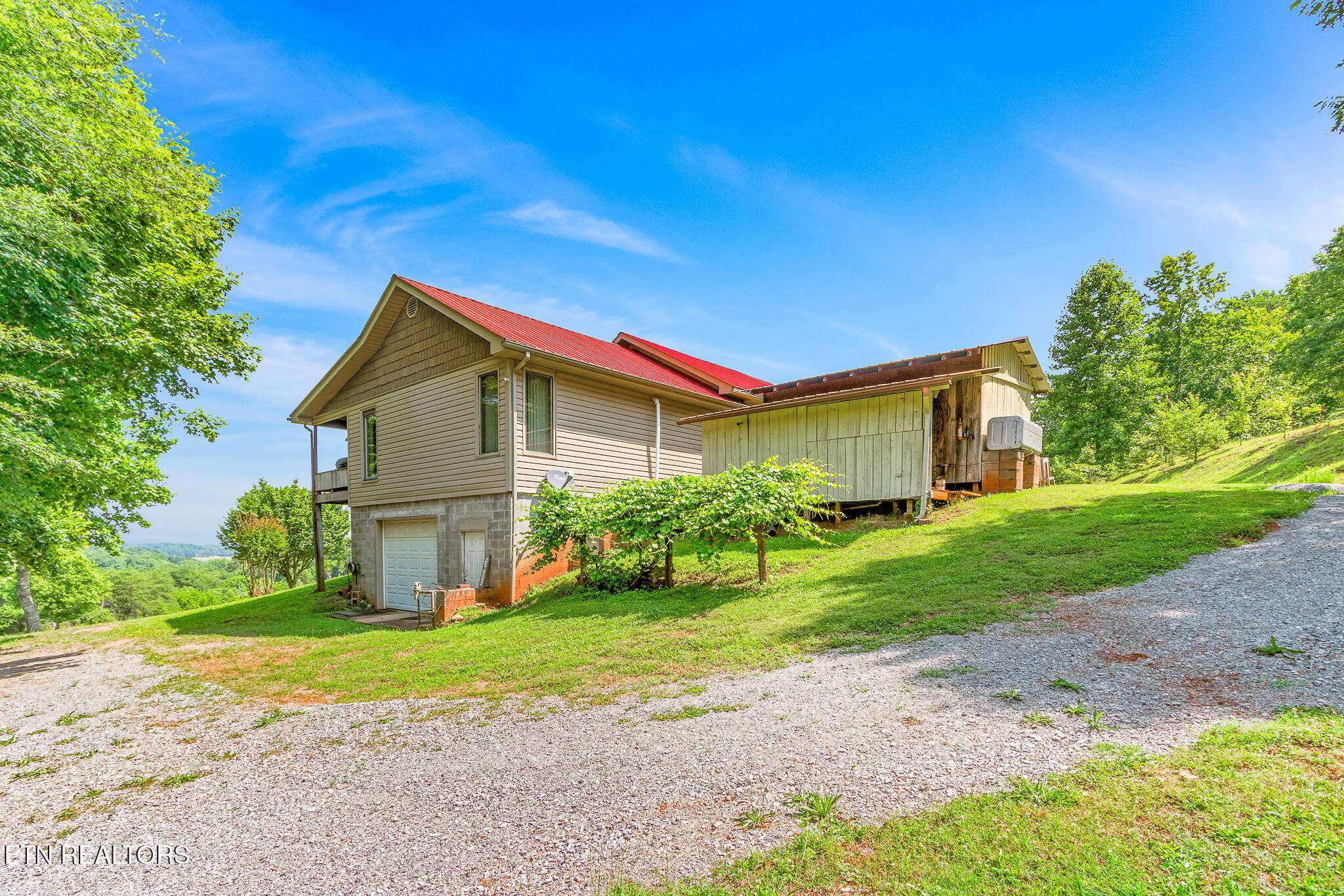 Sweetwater, TN 37874,228 Pleasant Hill Rd