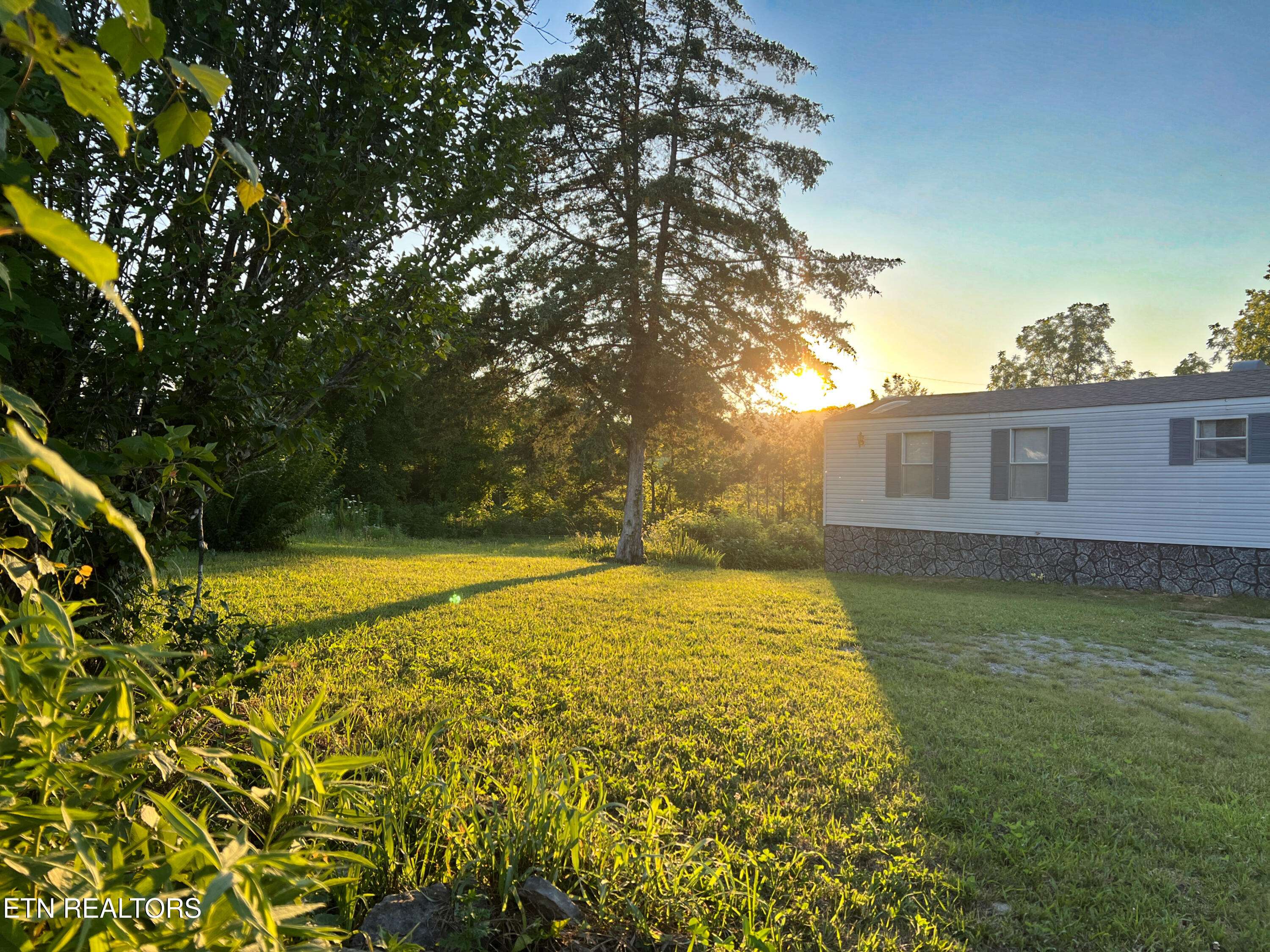 Tazewell, TN 37879,2078 Lone Mountain Rd