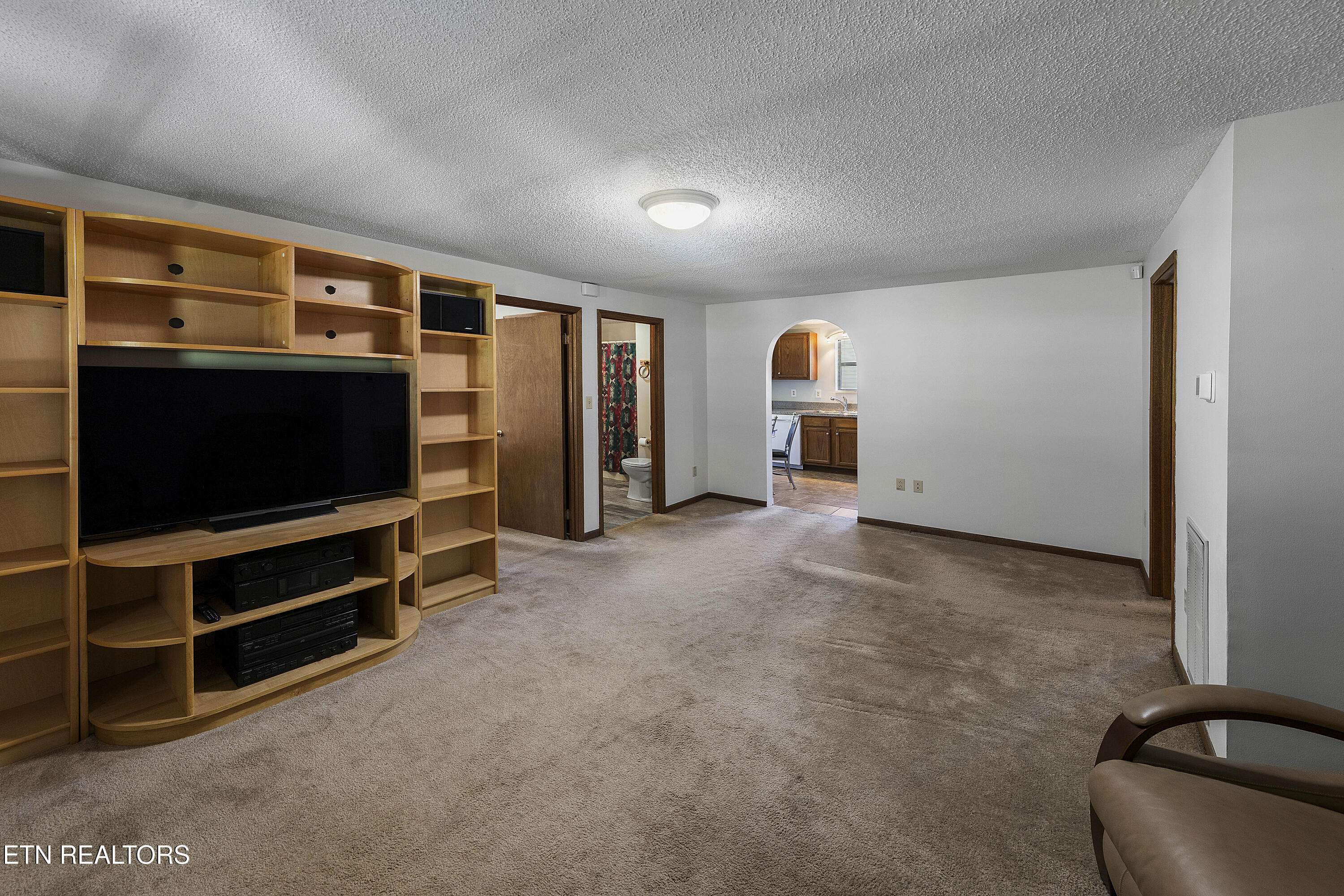 Knoxville, TN 37922,10029 Westland DR