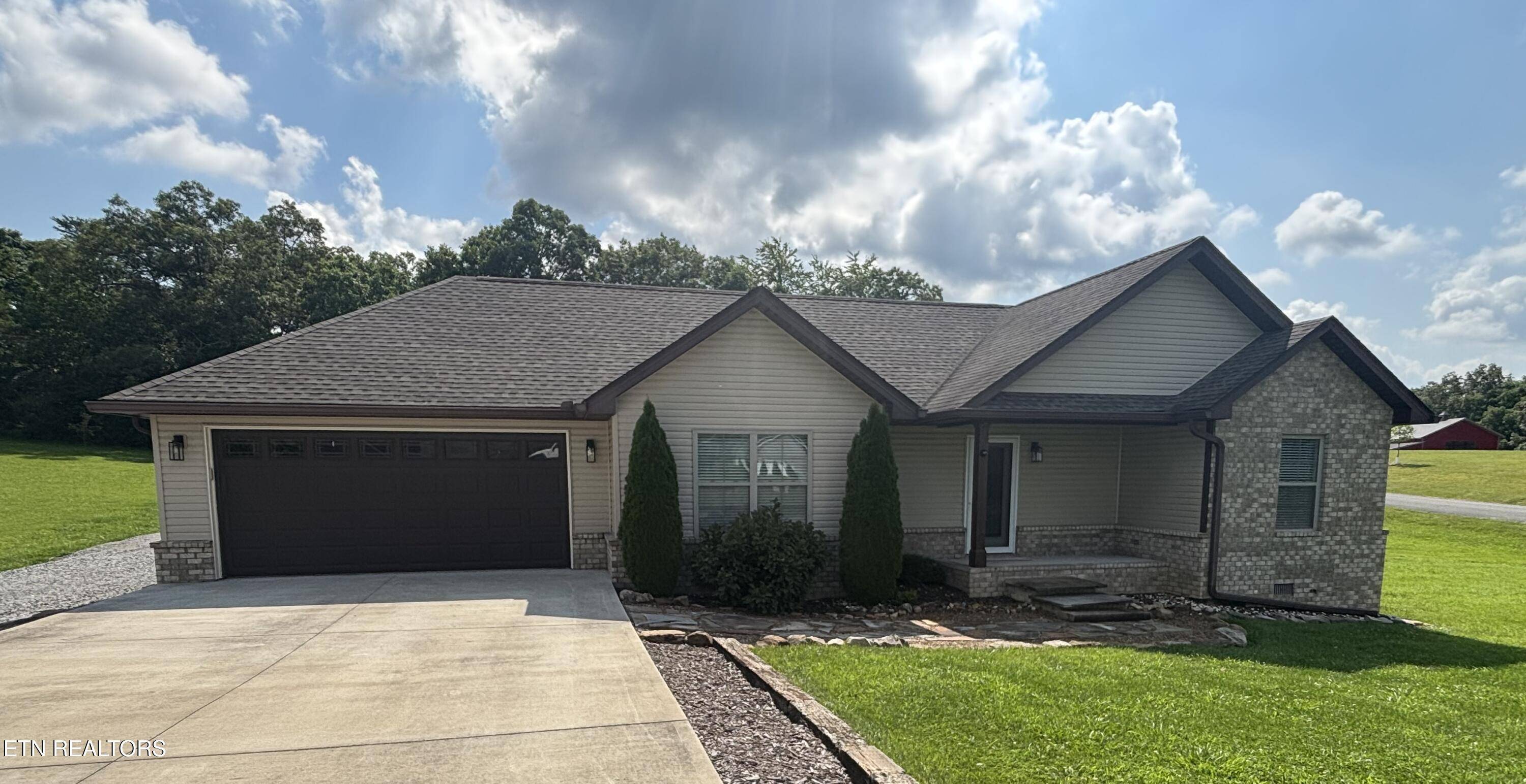 Crossville, TN 38555,205 Estate DR