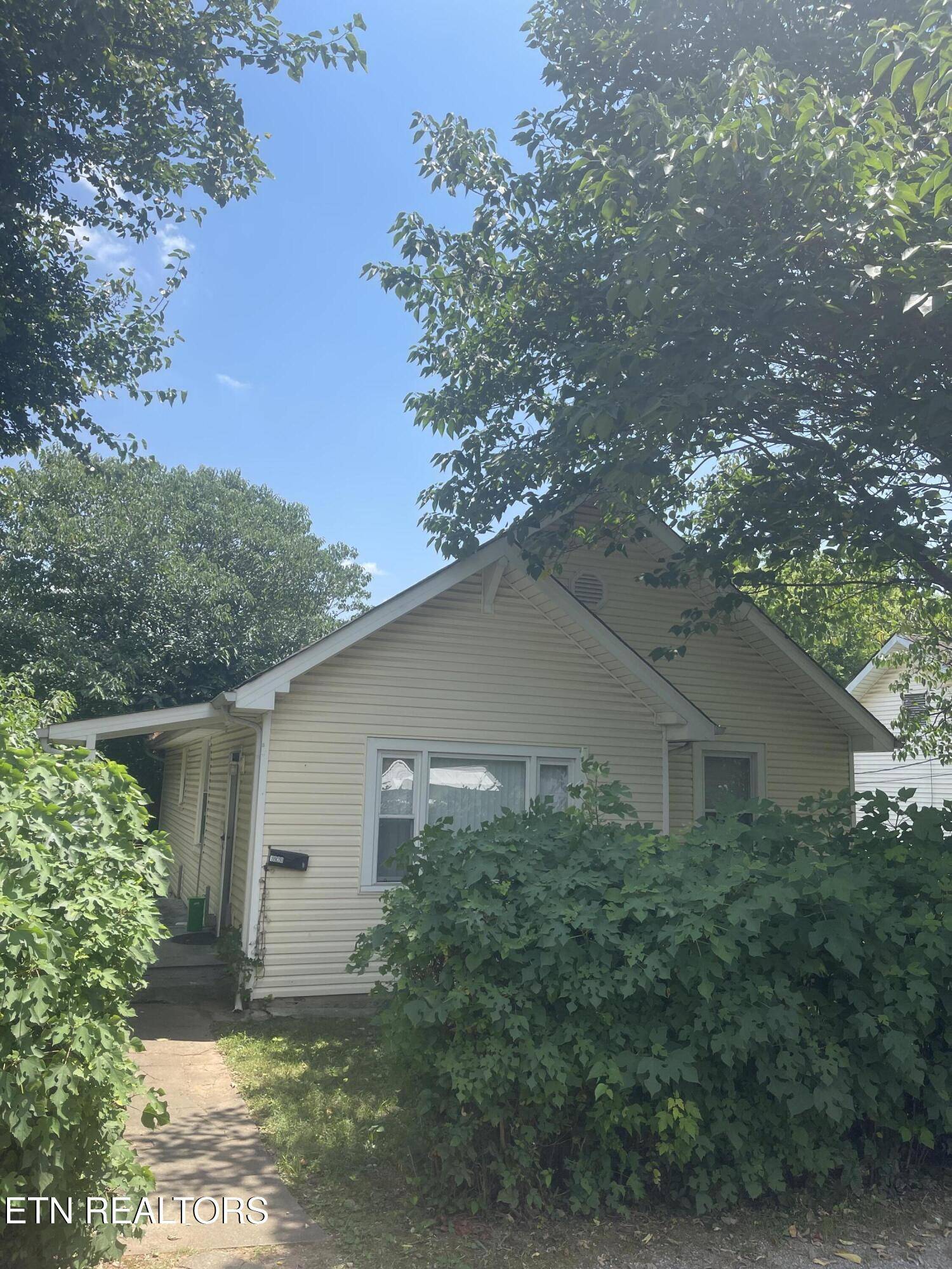 Knoxville, TN 37917,1920 Wheeler St