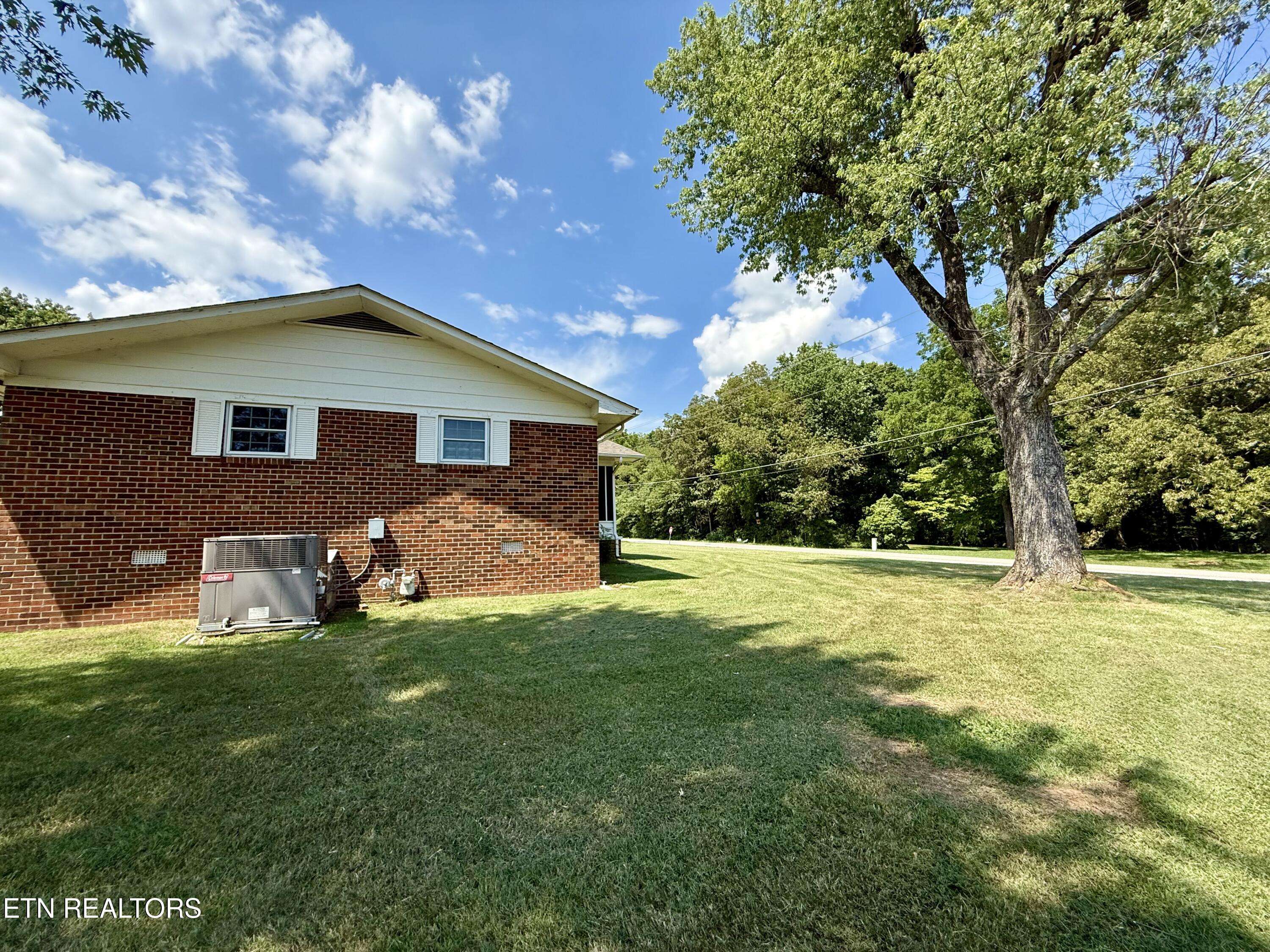 Madisonville, TN 37354,1102 Tellico Street South