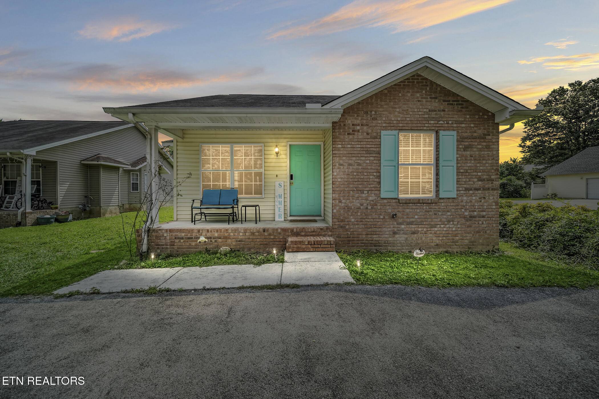 Sevierville, TN 37862,1733 Snapp Rd