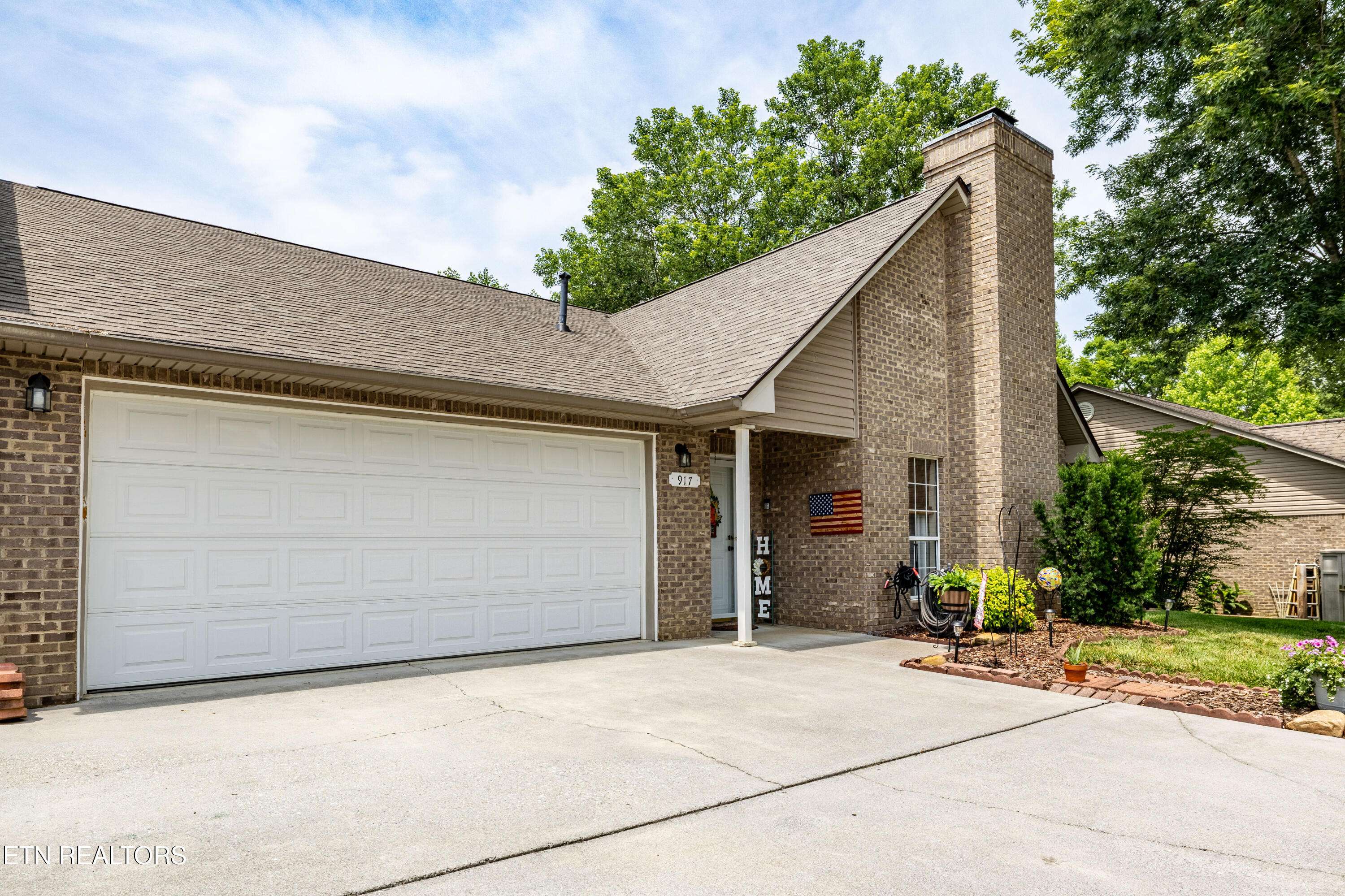 Maryville, TN 37801,917 Mercer DR