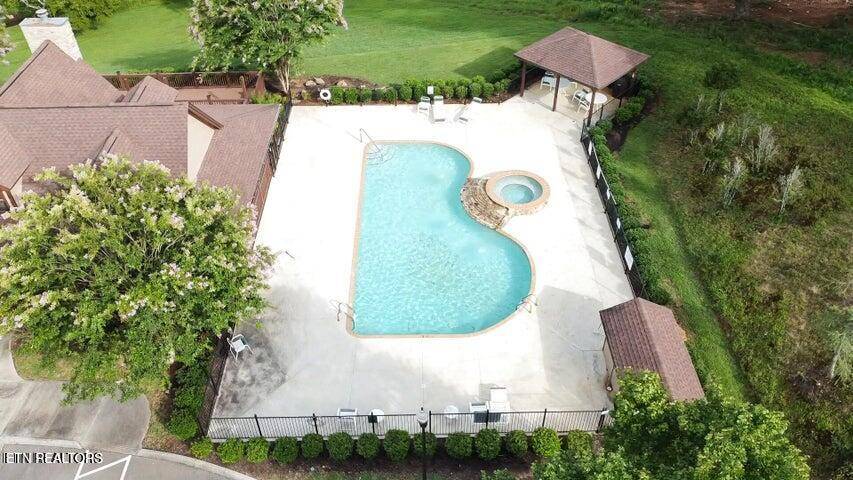 Harriman, TN 37748,310 Caney View DR