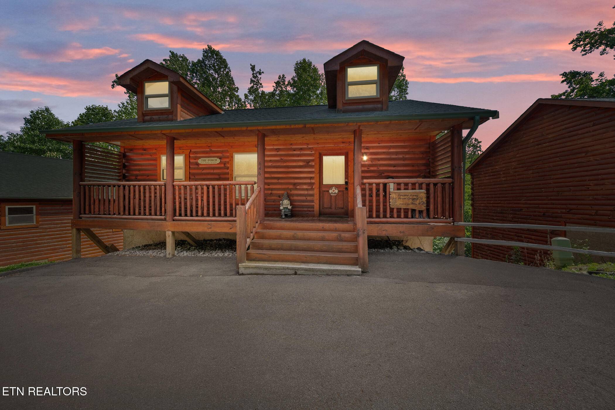 Sevierville, TN 37876,646 Stockton DR