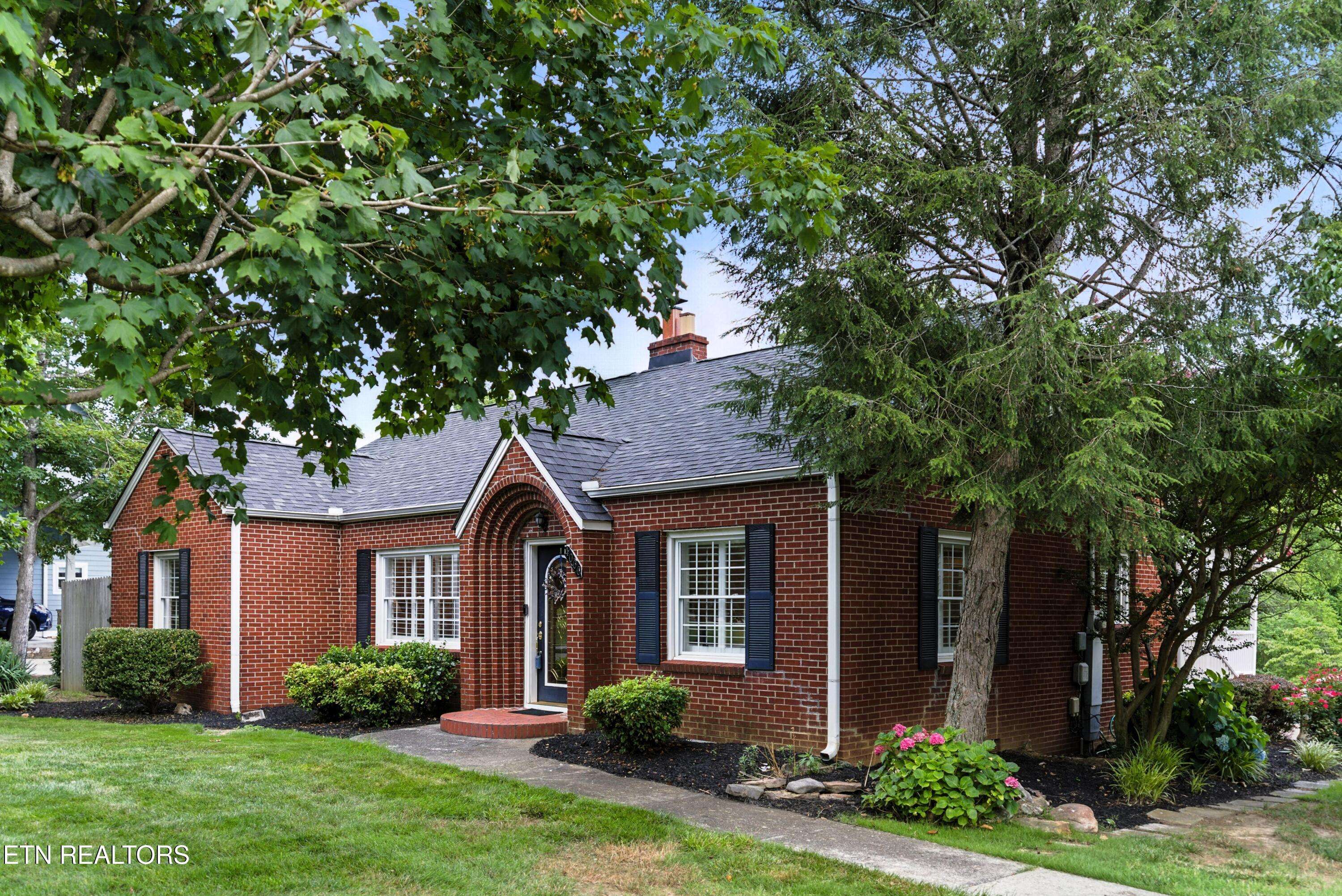 Knoxville, TN 37918,4000 Tazewell PIKE