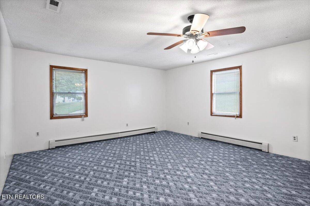Lafollette, TN 37766,261 Lance LN