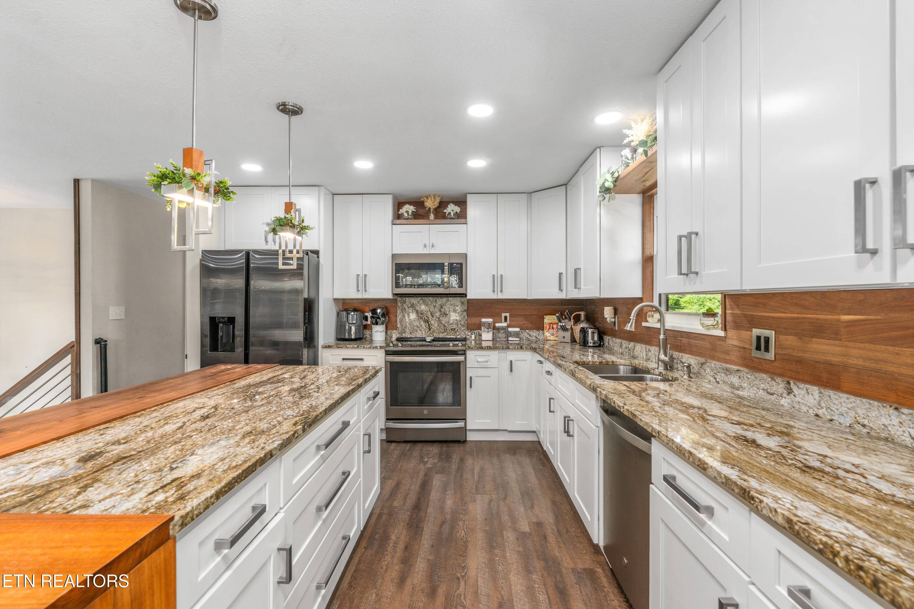 Maryville, TN 37804,2647 May Ave