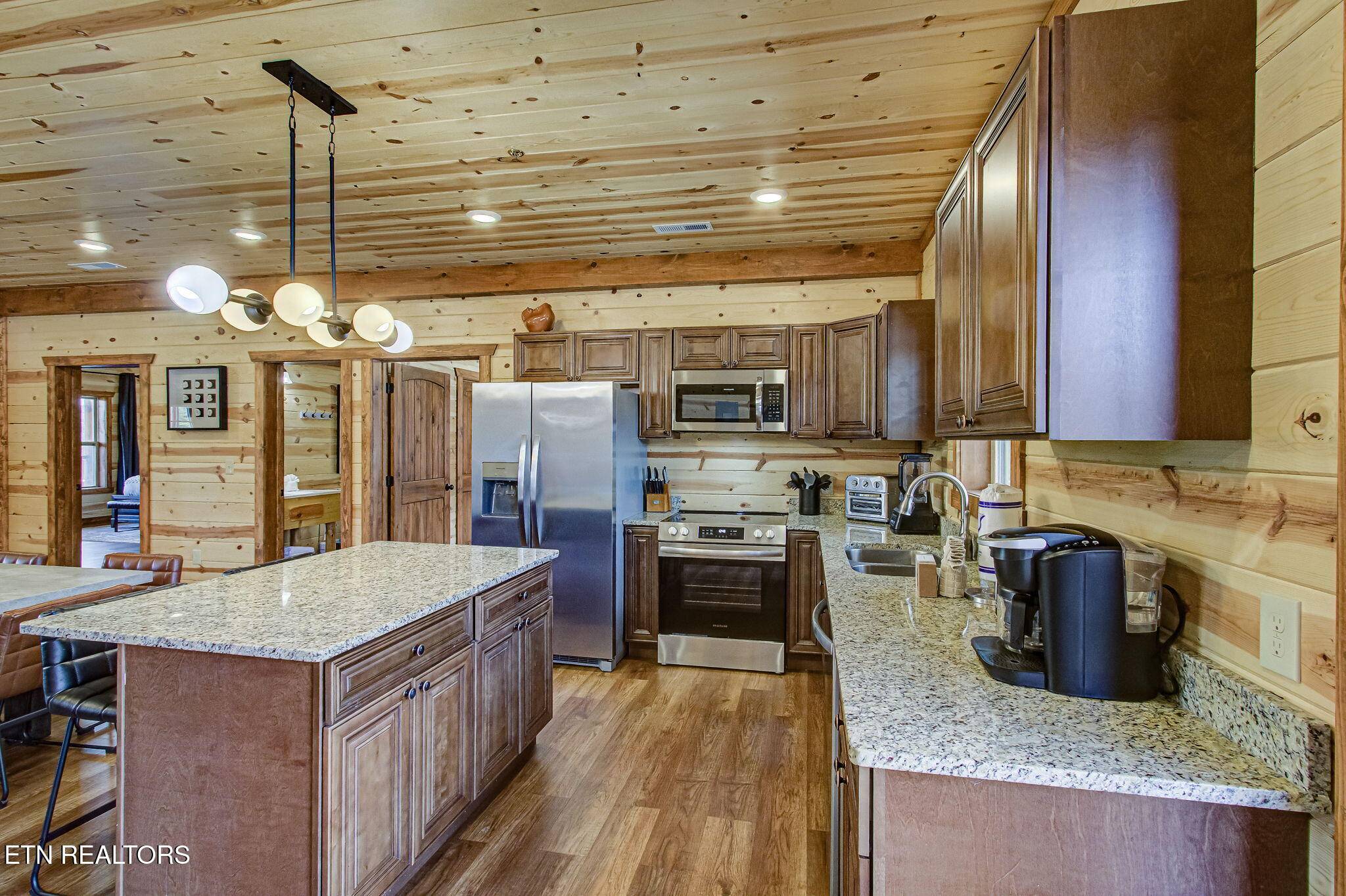 Sevierville, TN 37876,2215 Jericho WAY