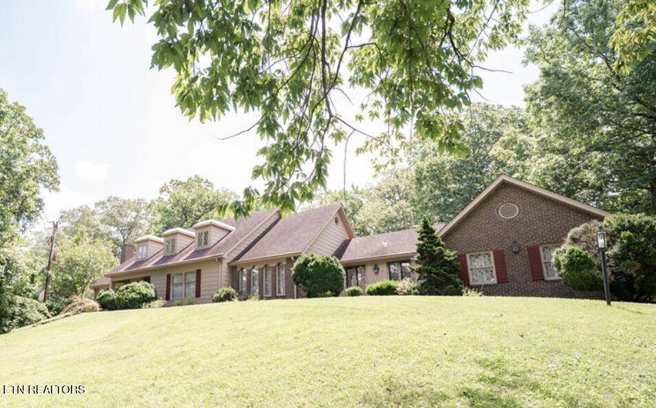 Clinton, TN 37716,102 Redbud DR