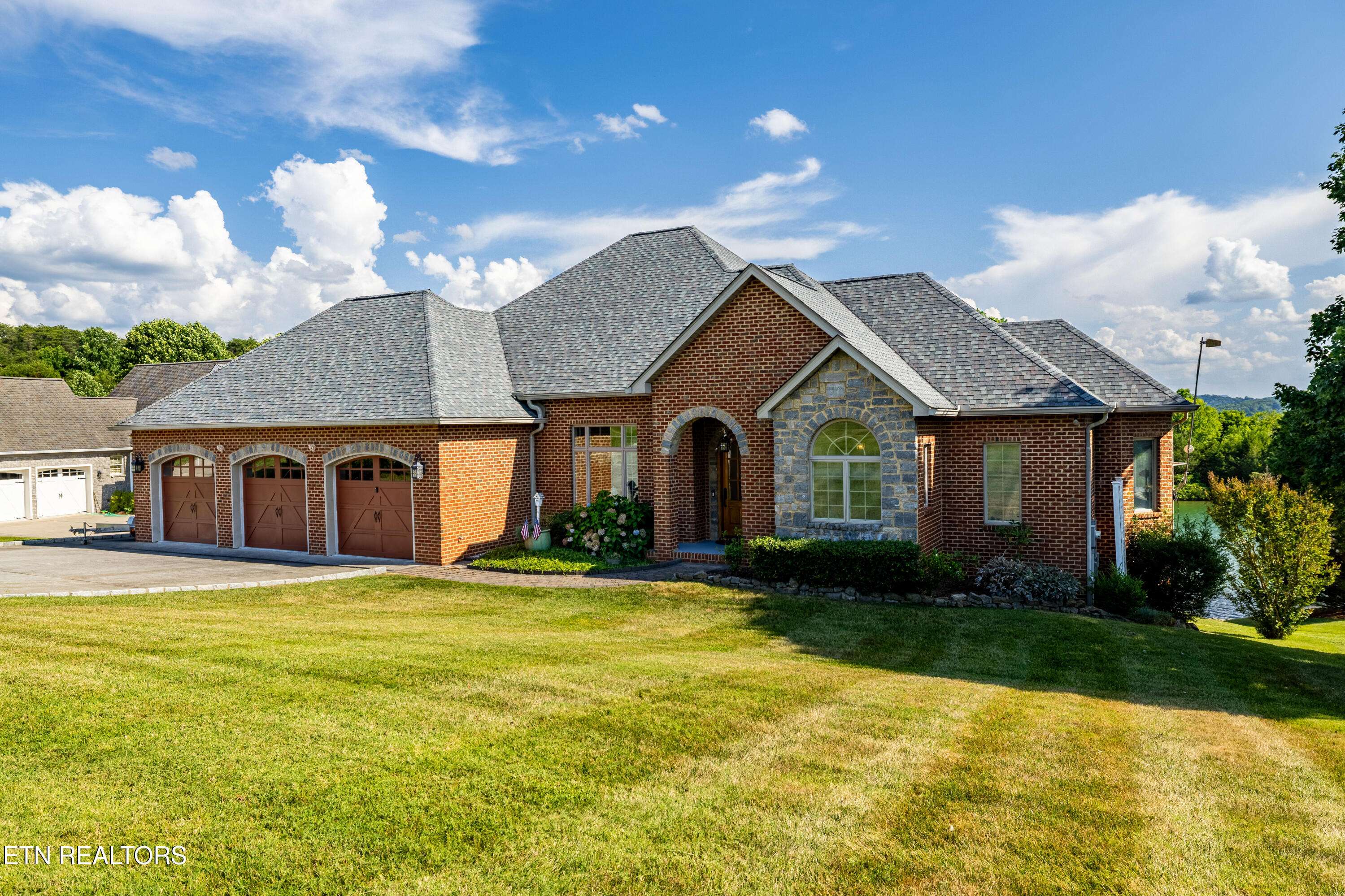 Maryville, TN 37801,125 Indian Shadows DR