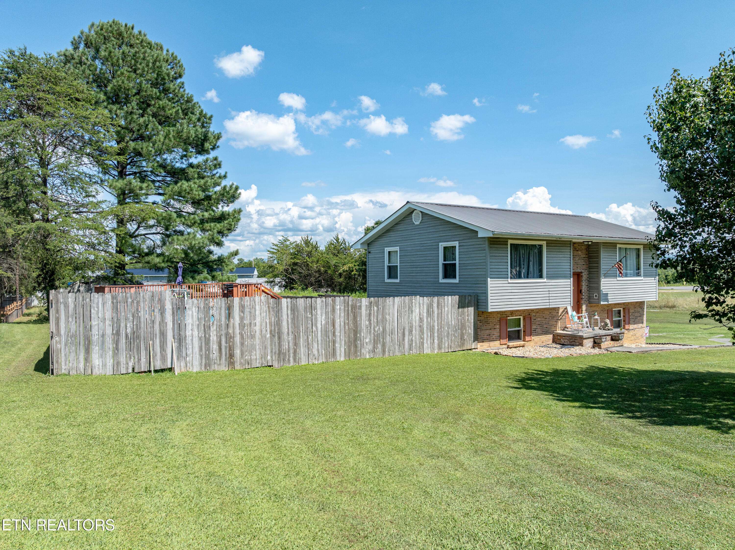 Madisonville, TN 37354,200 Sequoyah DR