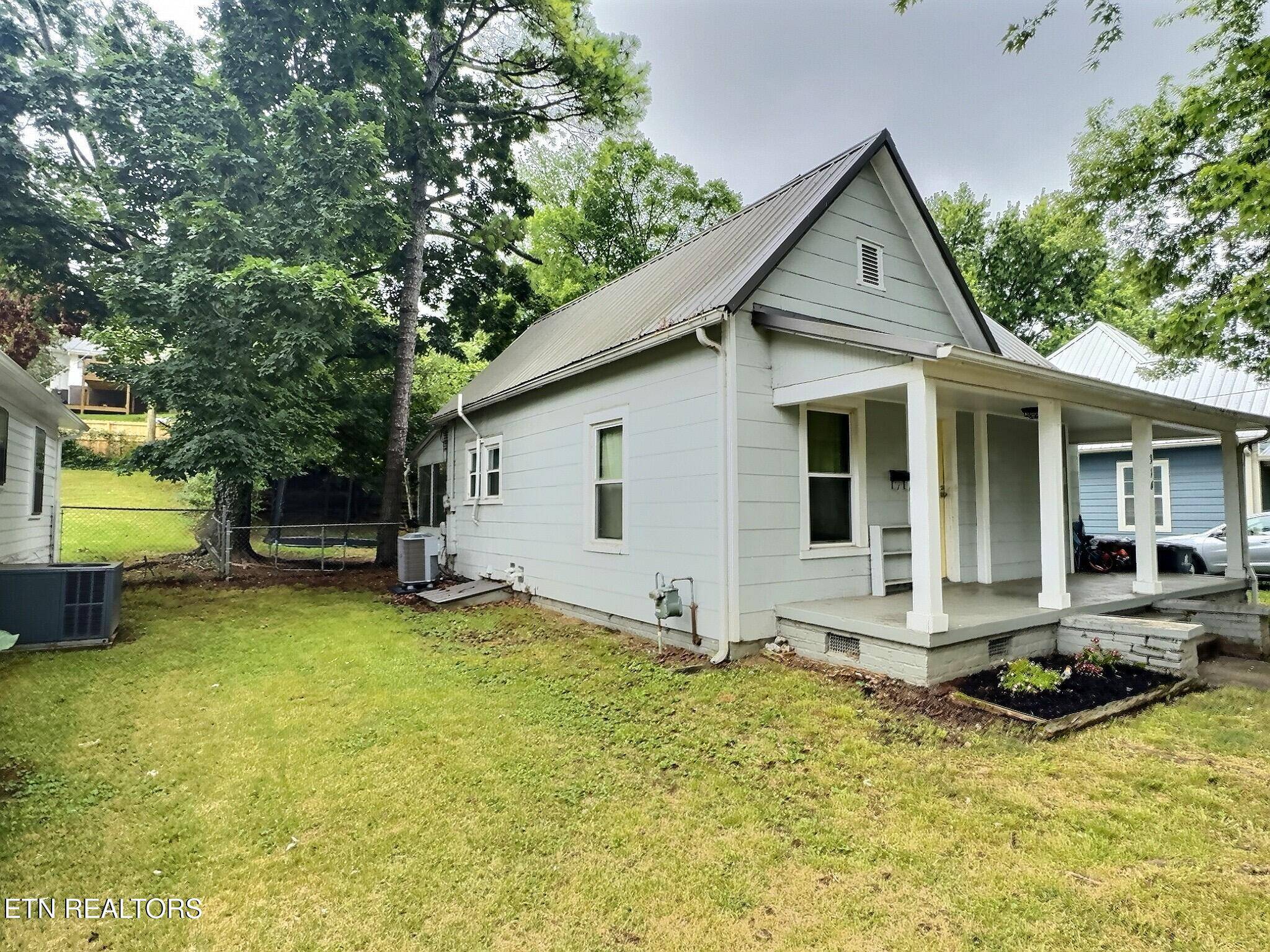 Knoxville, TN 37917,316 Oglewood Ave