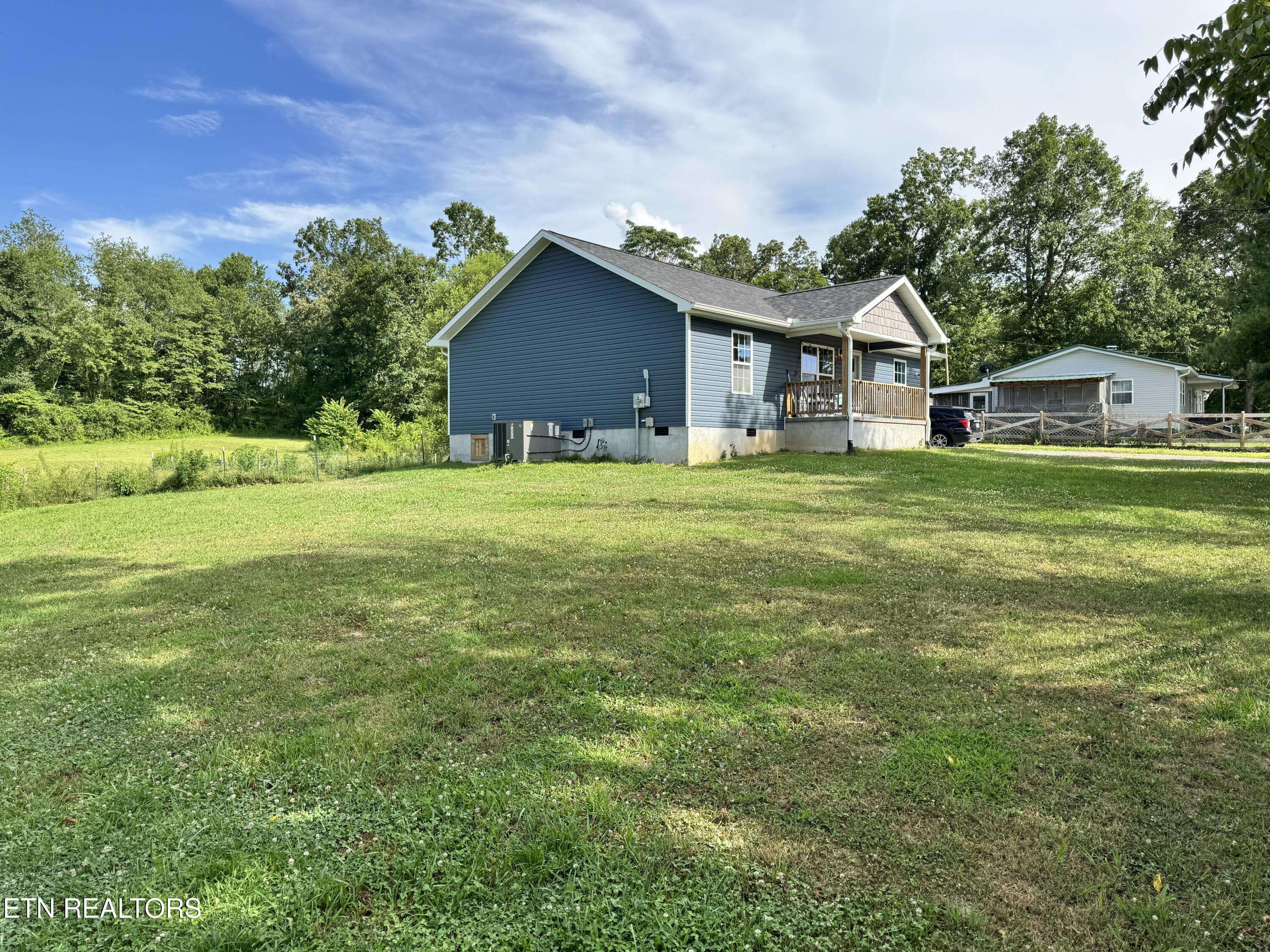 Jamestown, TN 38556,1353 Roy Owens Rd