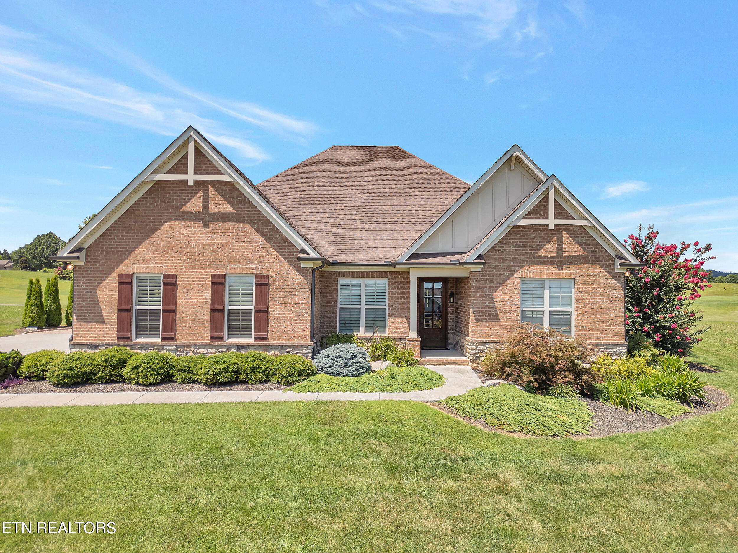 Vonore, TN 37885,120 White Hawk DR